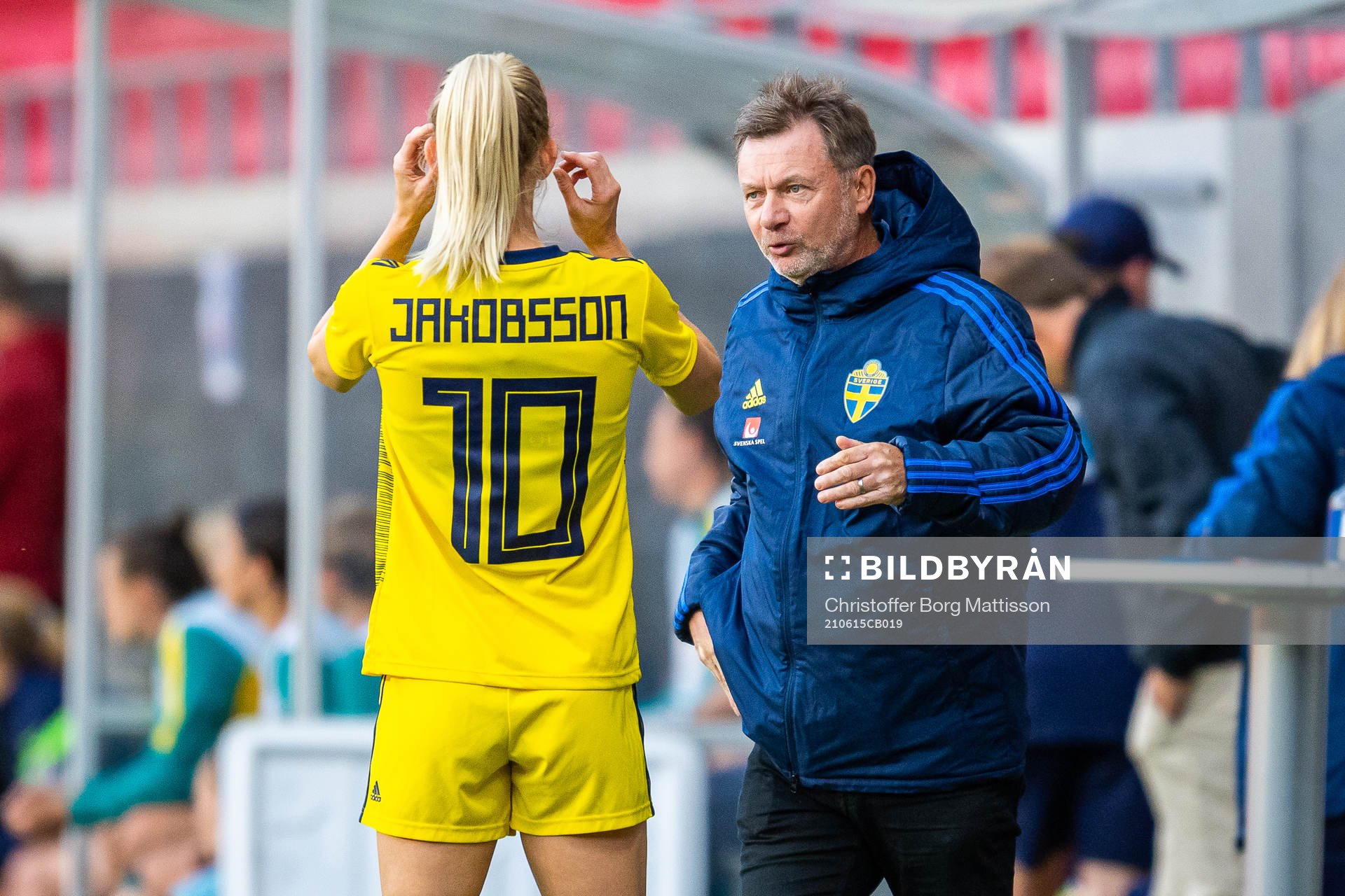 Sofia Jakobsson and Peter Gerhardsson, Head coach of Sweden