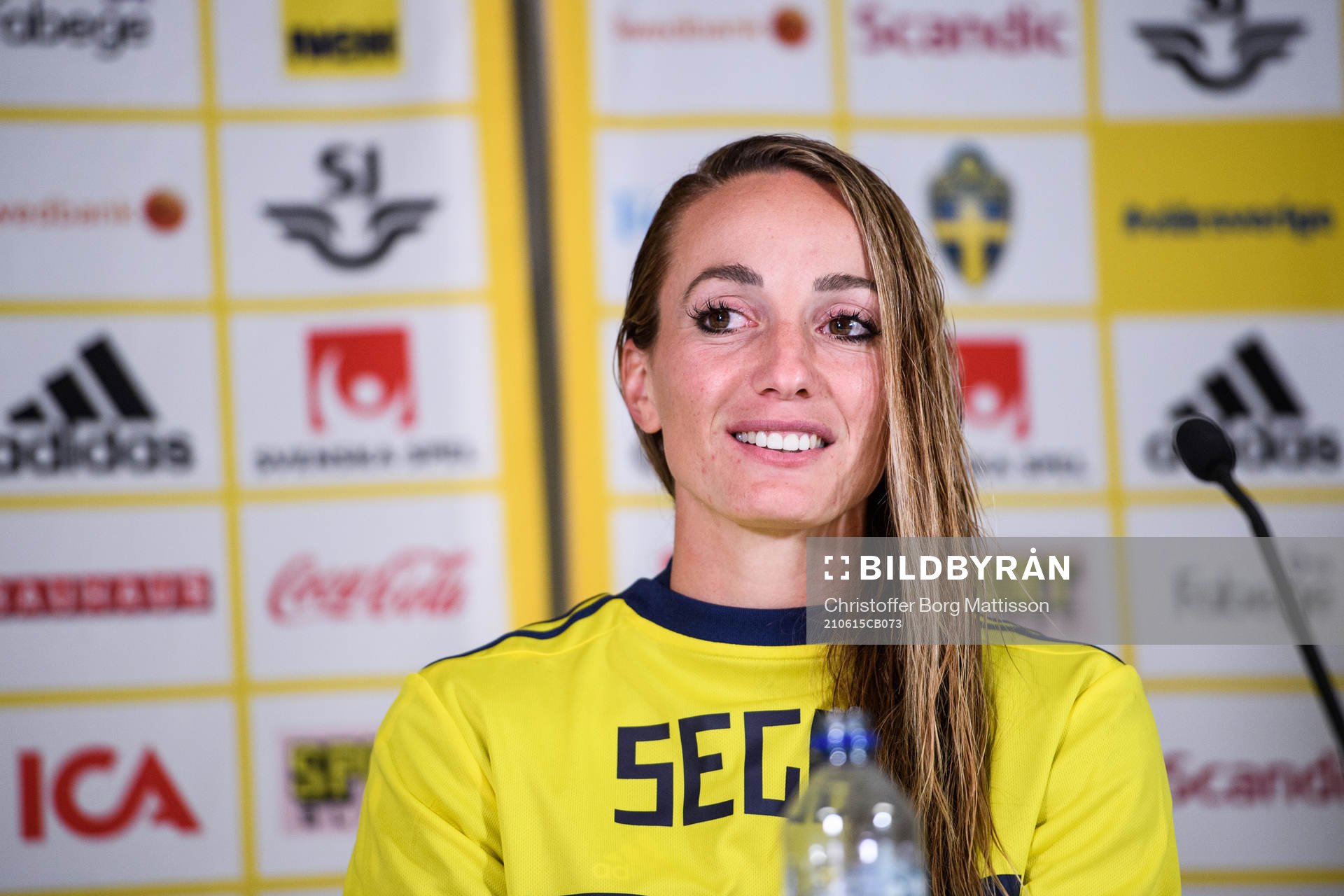 Kosovare Asllani of Sweden