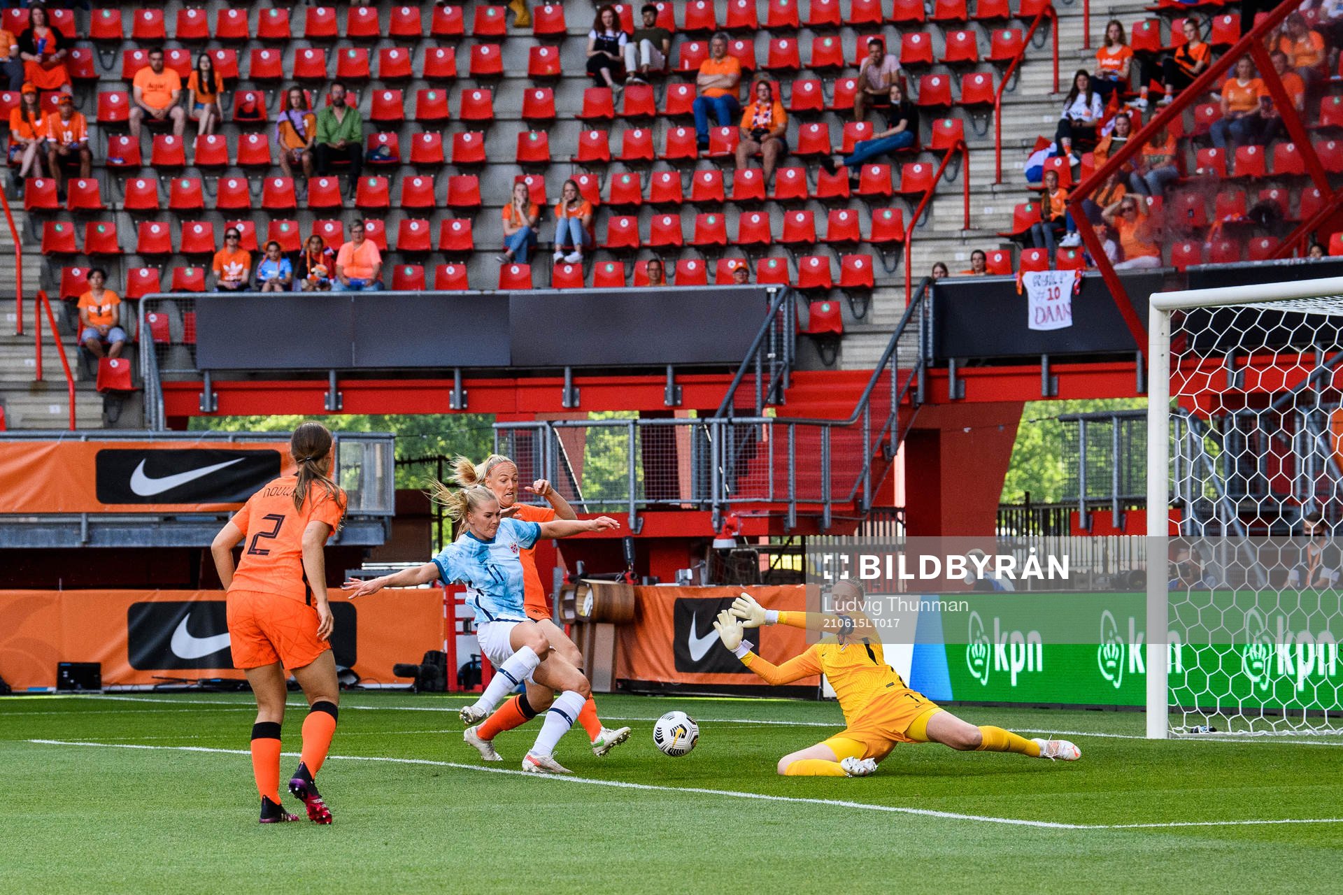 Lisa-Marie Karlseng Utland of Norway and goalkeeper Sari