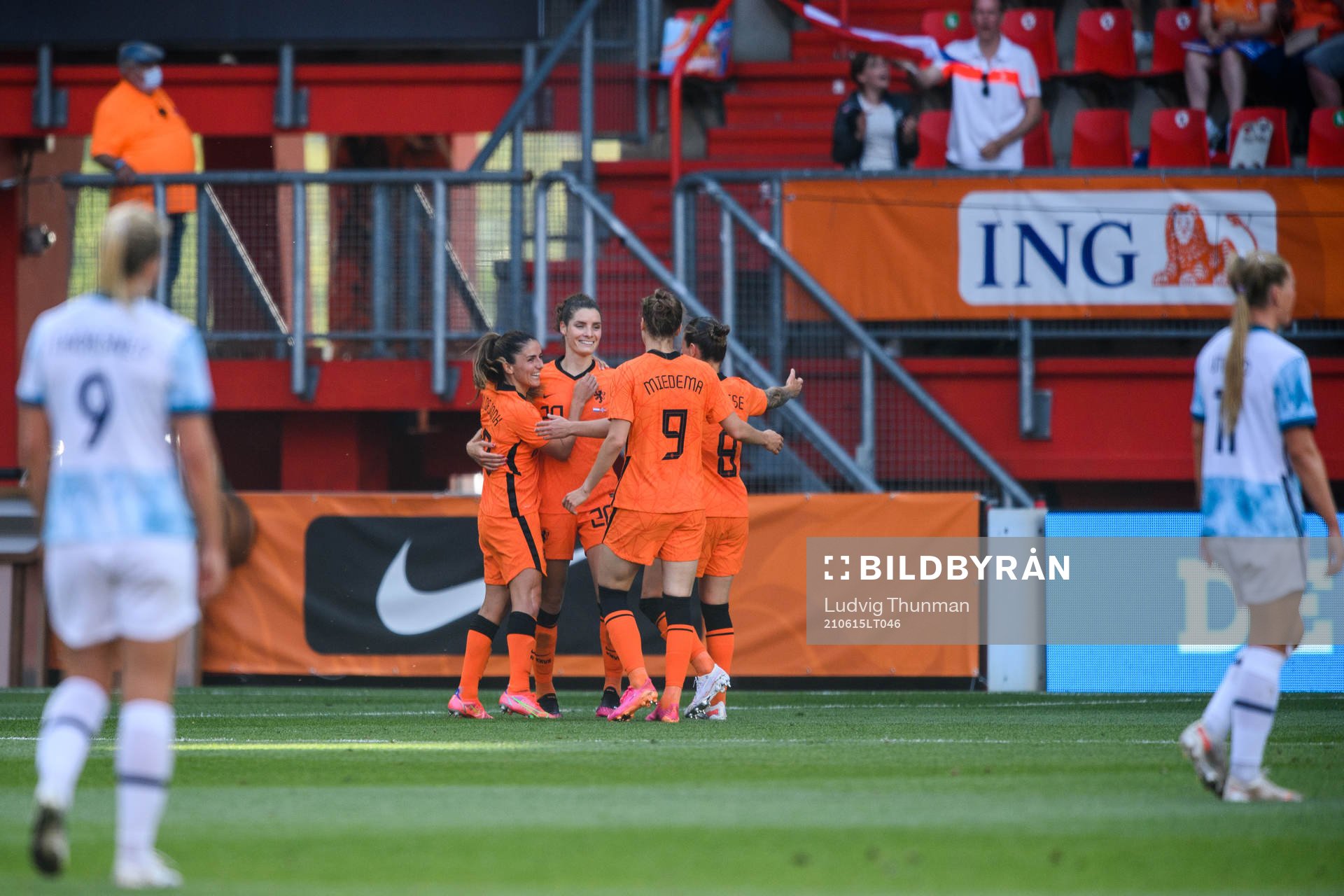 Dominique Janssen of the Netherlands celebrate together