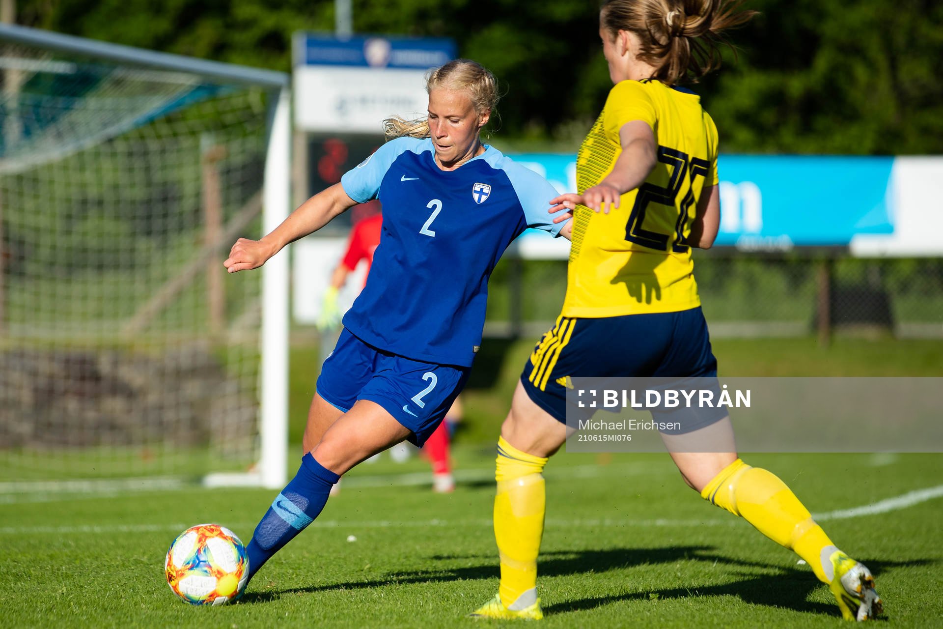 Finlands Emma Santamäki och Sveriges Paulina Nyström