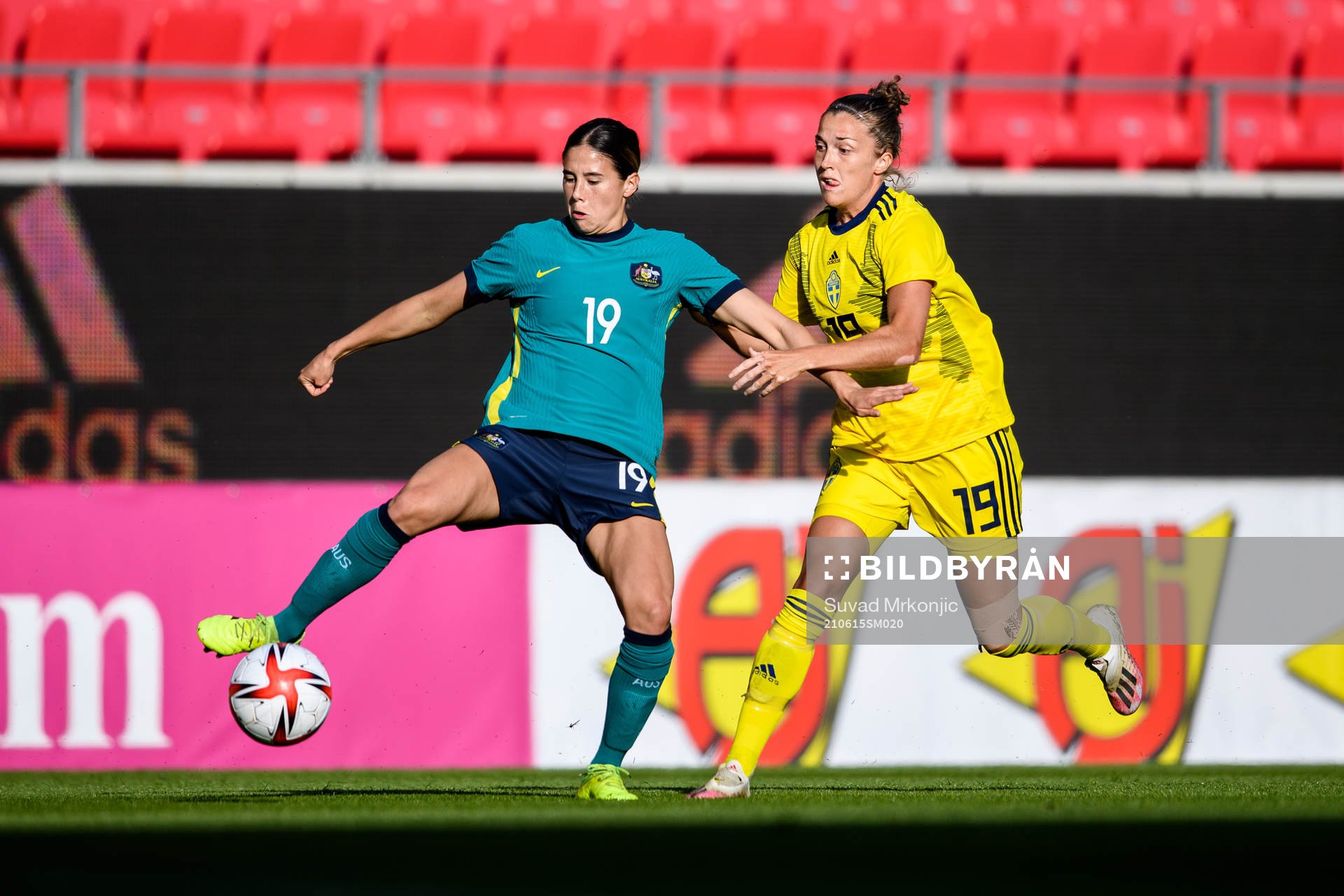 Kyra Cooney-Cross of Australia and Filippa Angeldahl of
