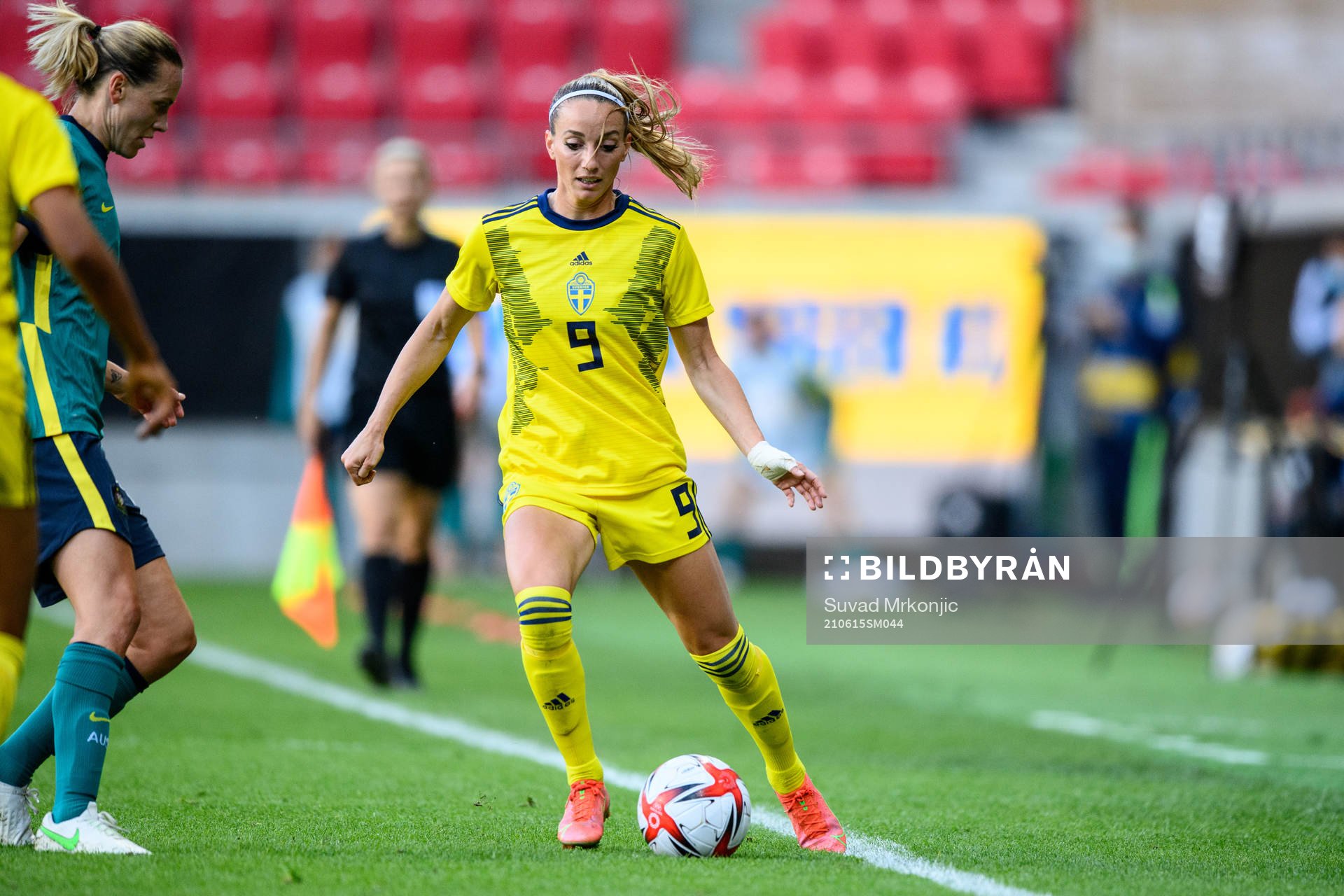 Kosovare Asllani of Sweden