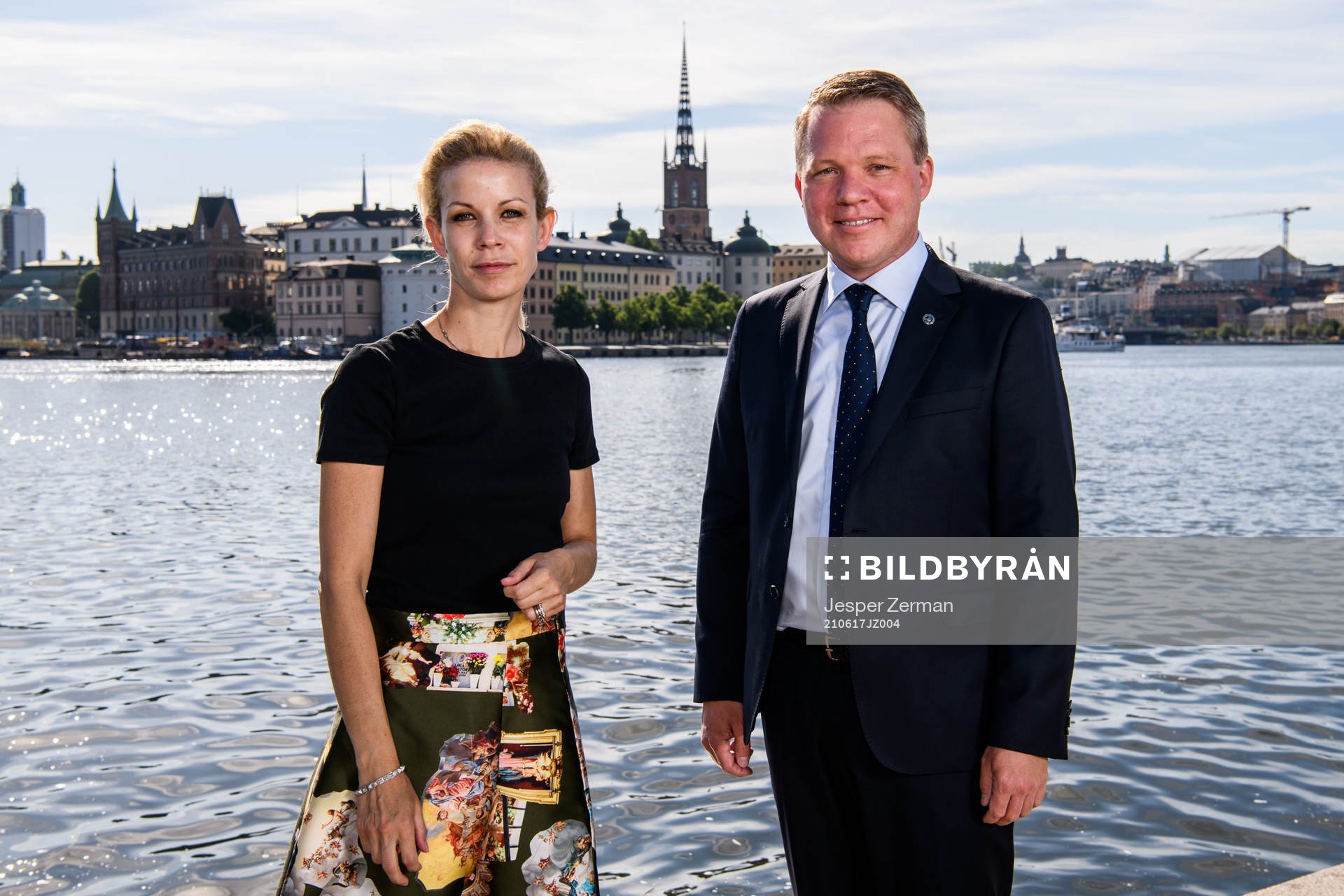 Finansborgarråd Anna König Jerlmyr och Svenska