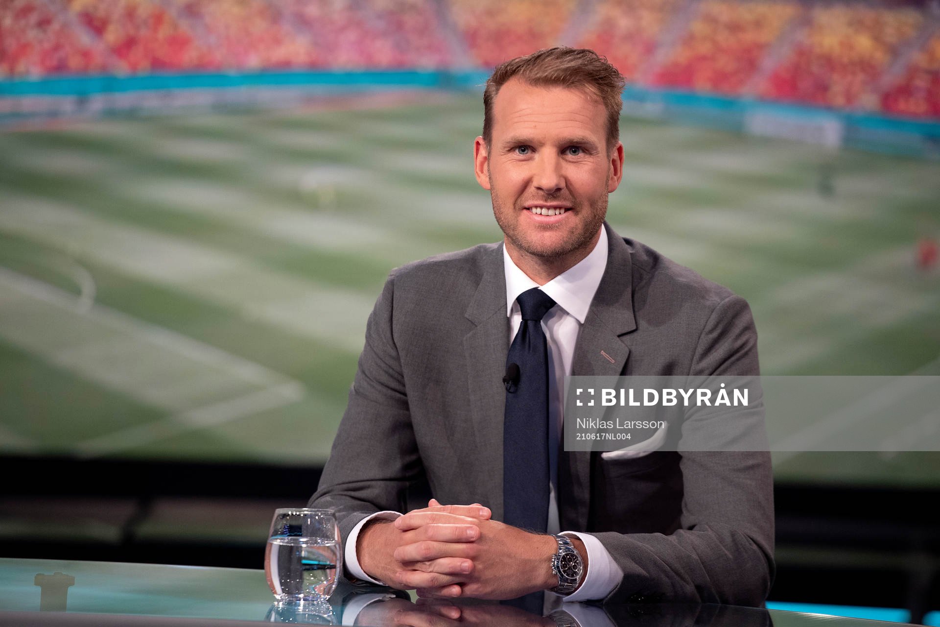 s Ola Toivonen i SVT:s EM-studio