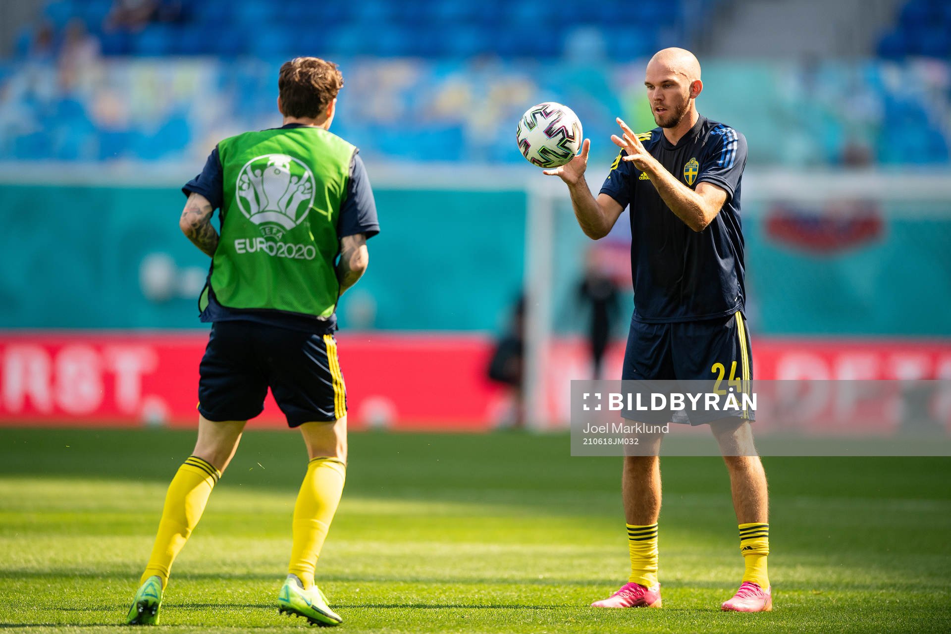 Victor Nilsson Lindelöf and Marcus Danielson of Sweden