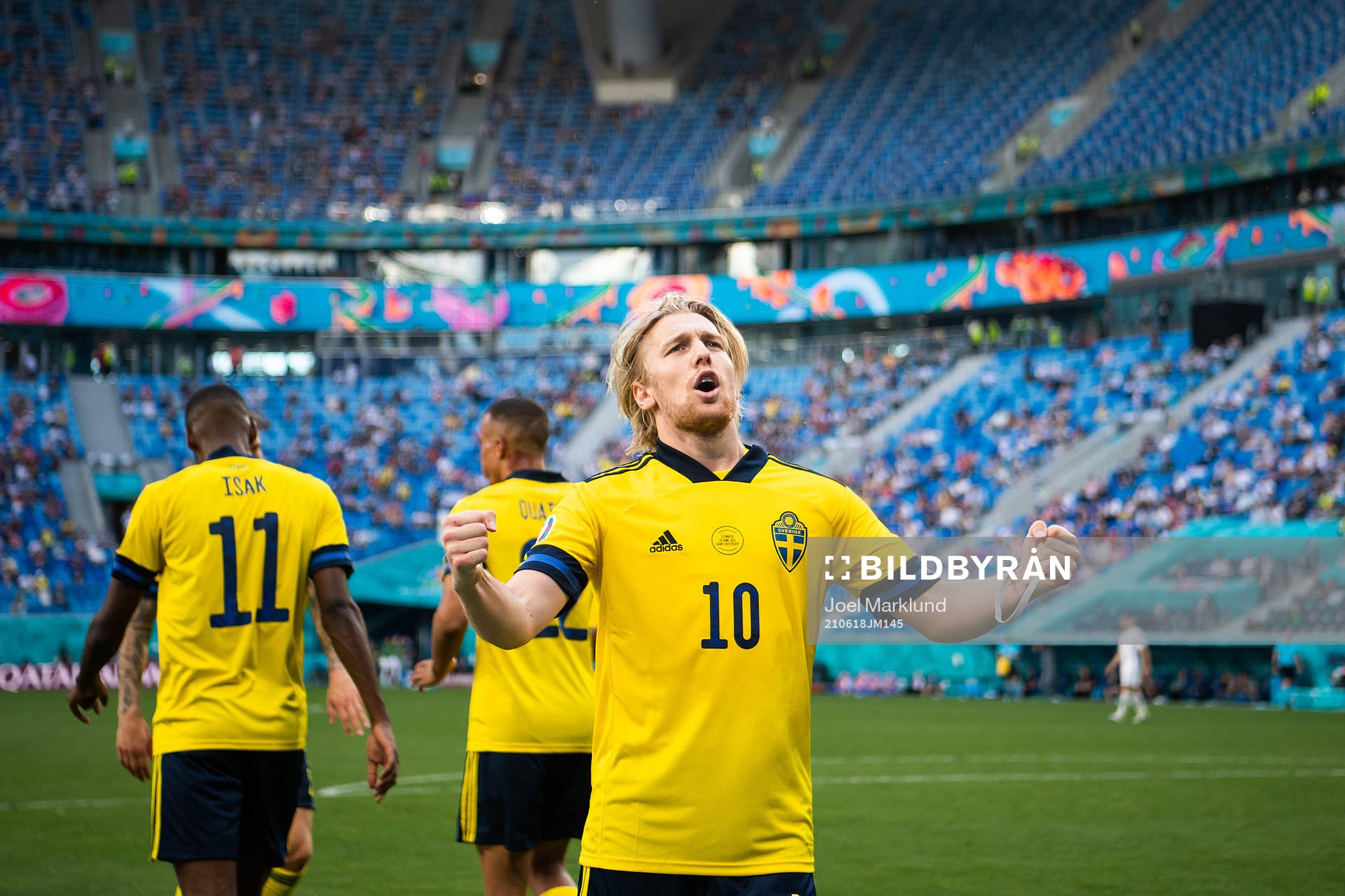 Emil Forsberg of Sweden celebrates