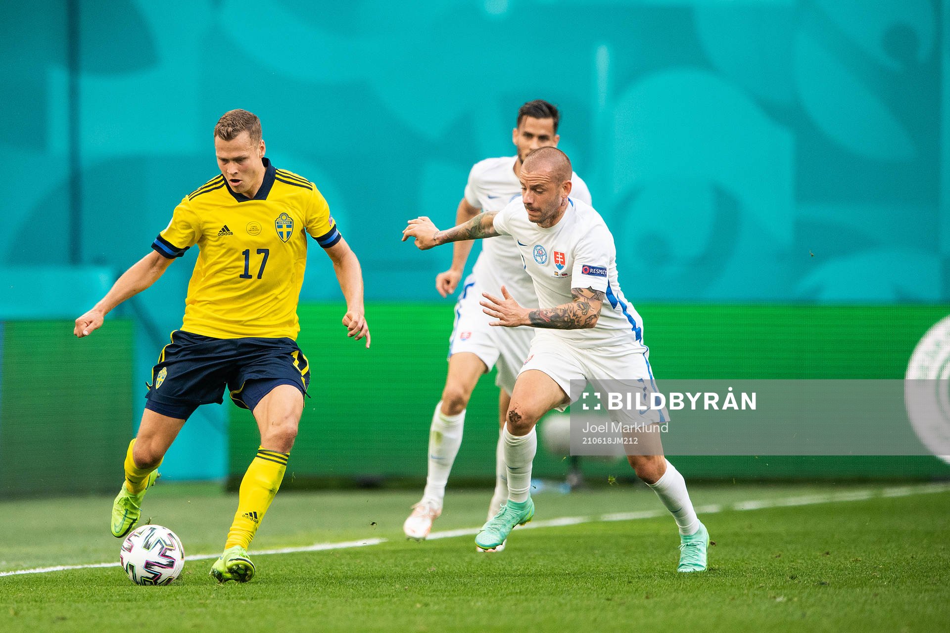 Viktor Claesson of Sweden and Vladimir Weiss of Slovakia