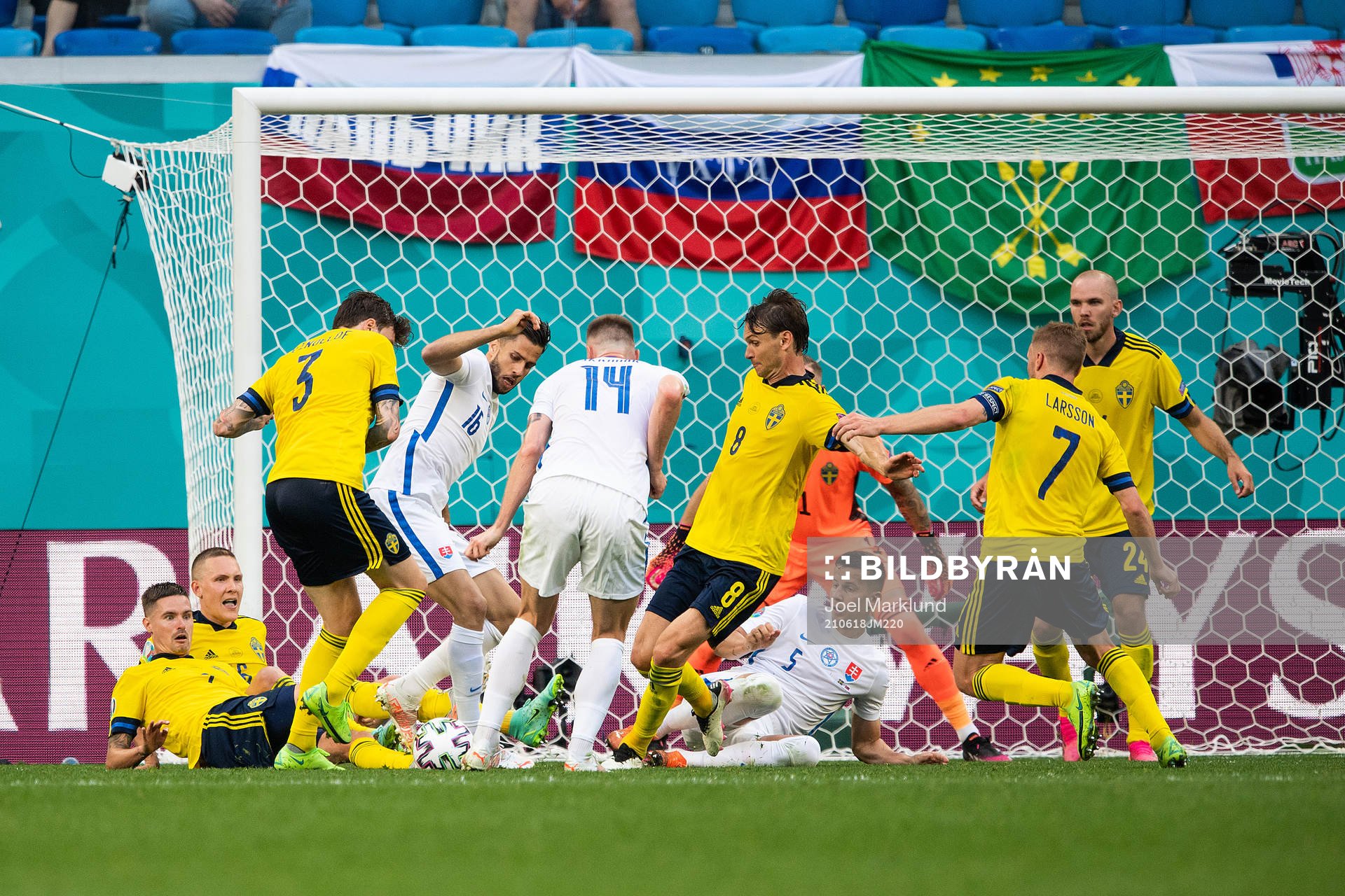Mikael Lustig, Ludwig Augustinsson, Victor Nilsson