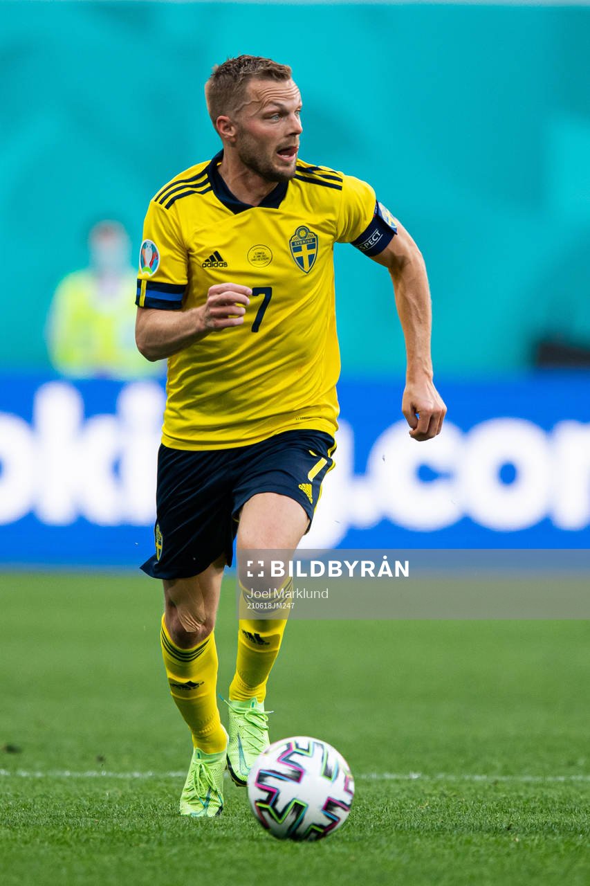 Sebastian Larsson of Sweden