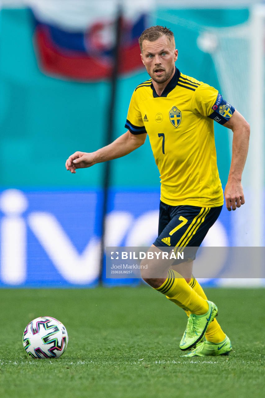 Sebastian Larsson of Sweden