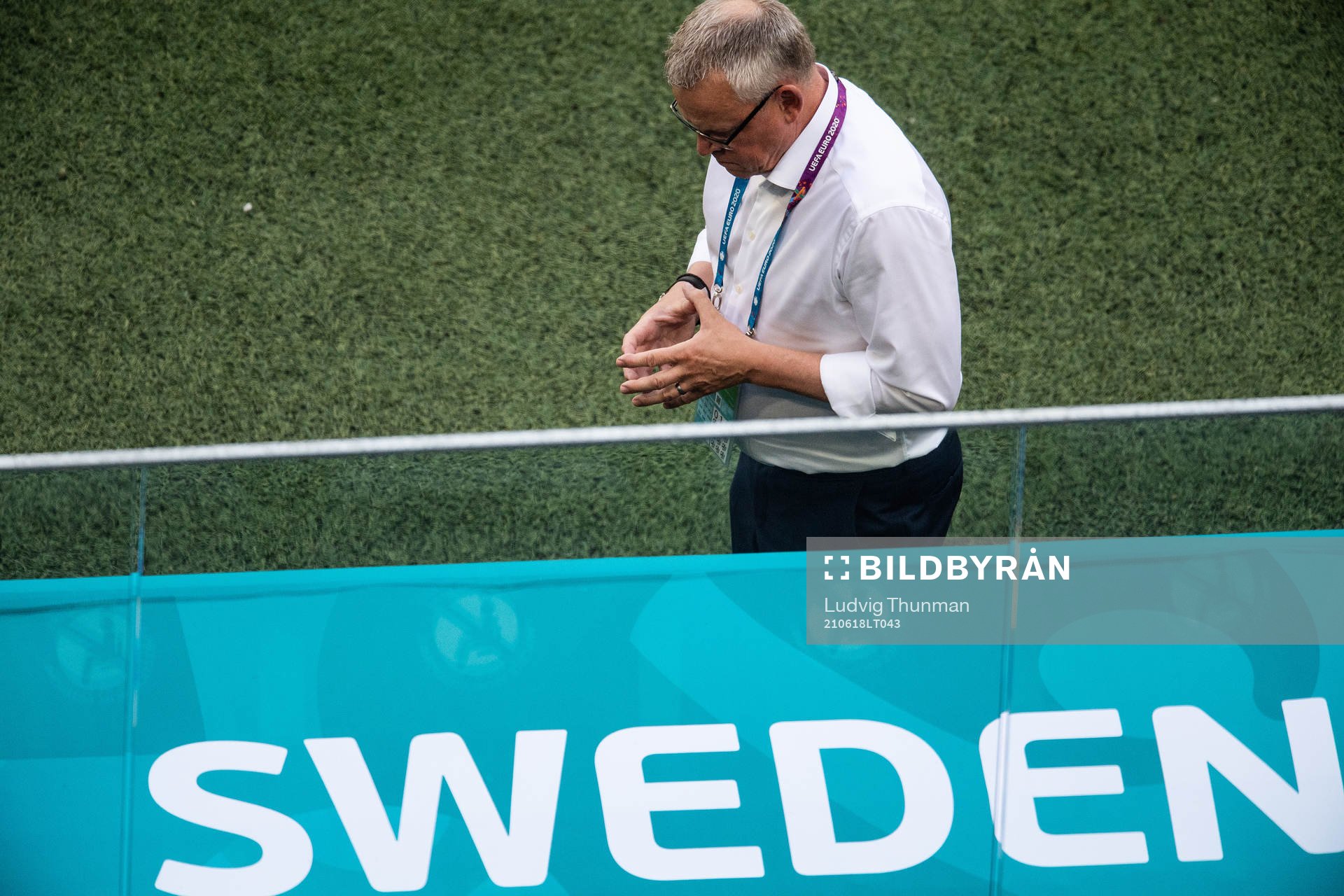 head coach Janne Andersson of Sweden