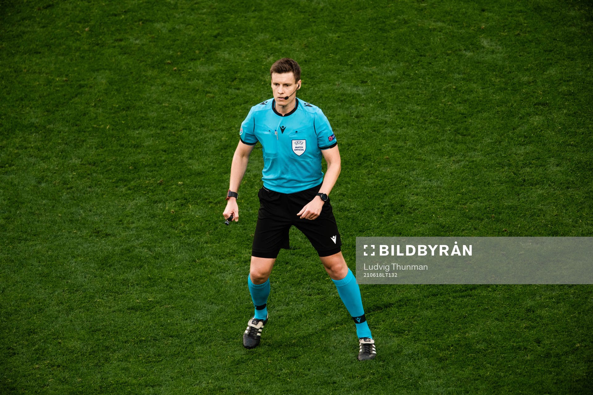referee Daniel Siebert during the UEFA Euro 2020 Football Championship match between Sweden and Slovakia on June 18, 2021 in Saint Petersburg.
