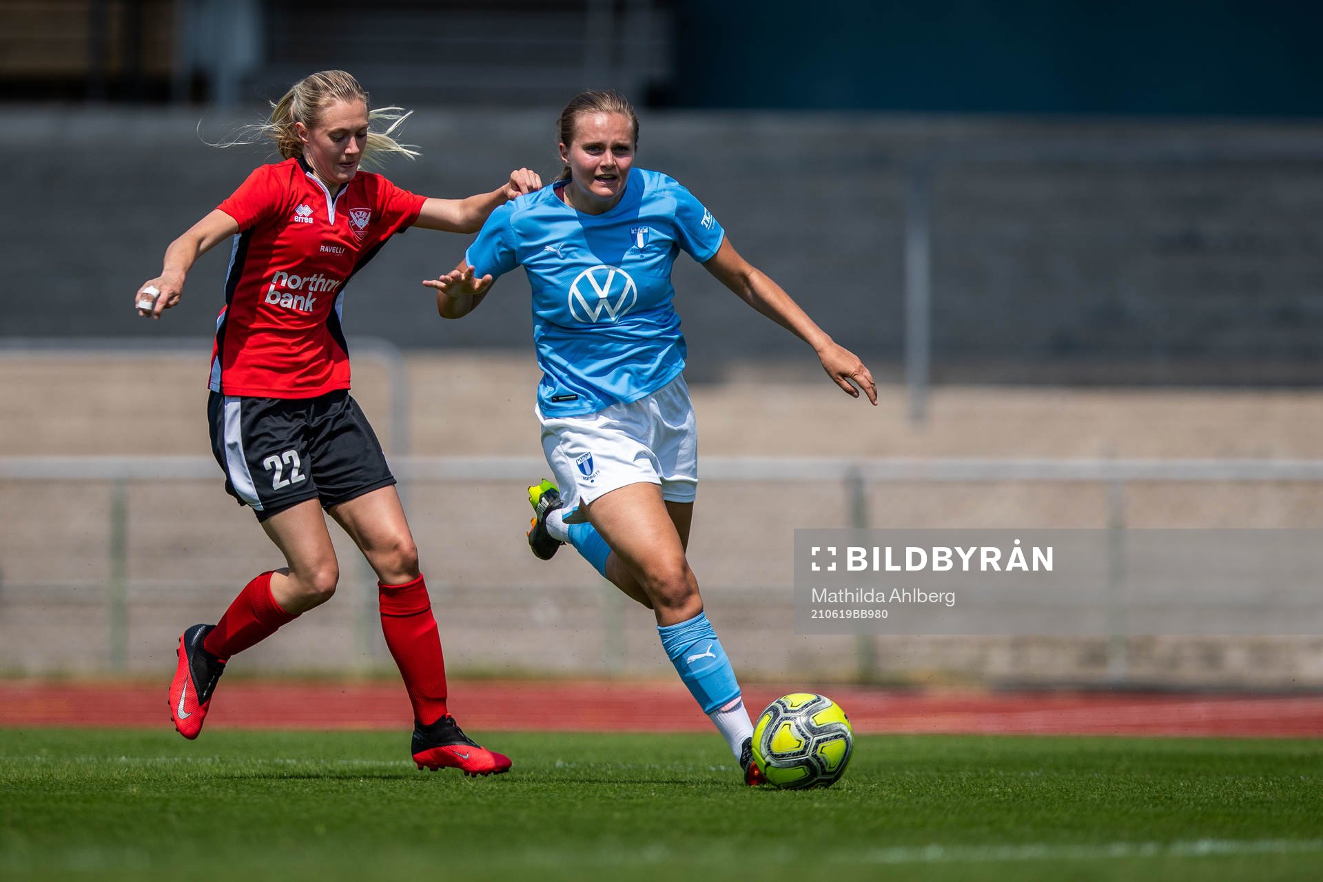 Lindeborgs Elin Nossmy och Malmö FFs Ida Lyberg