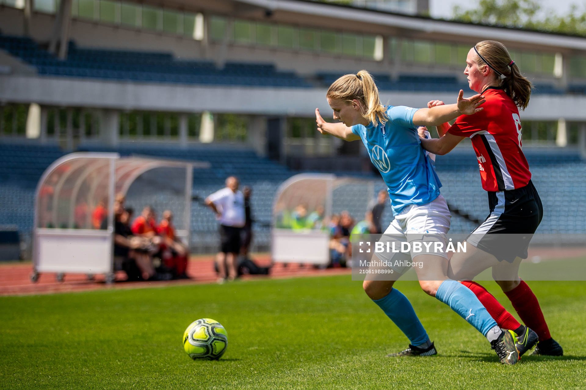 Malmö FFs Amanda Kander och Lindeborgs Frida Lilja