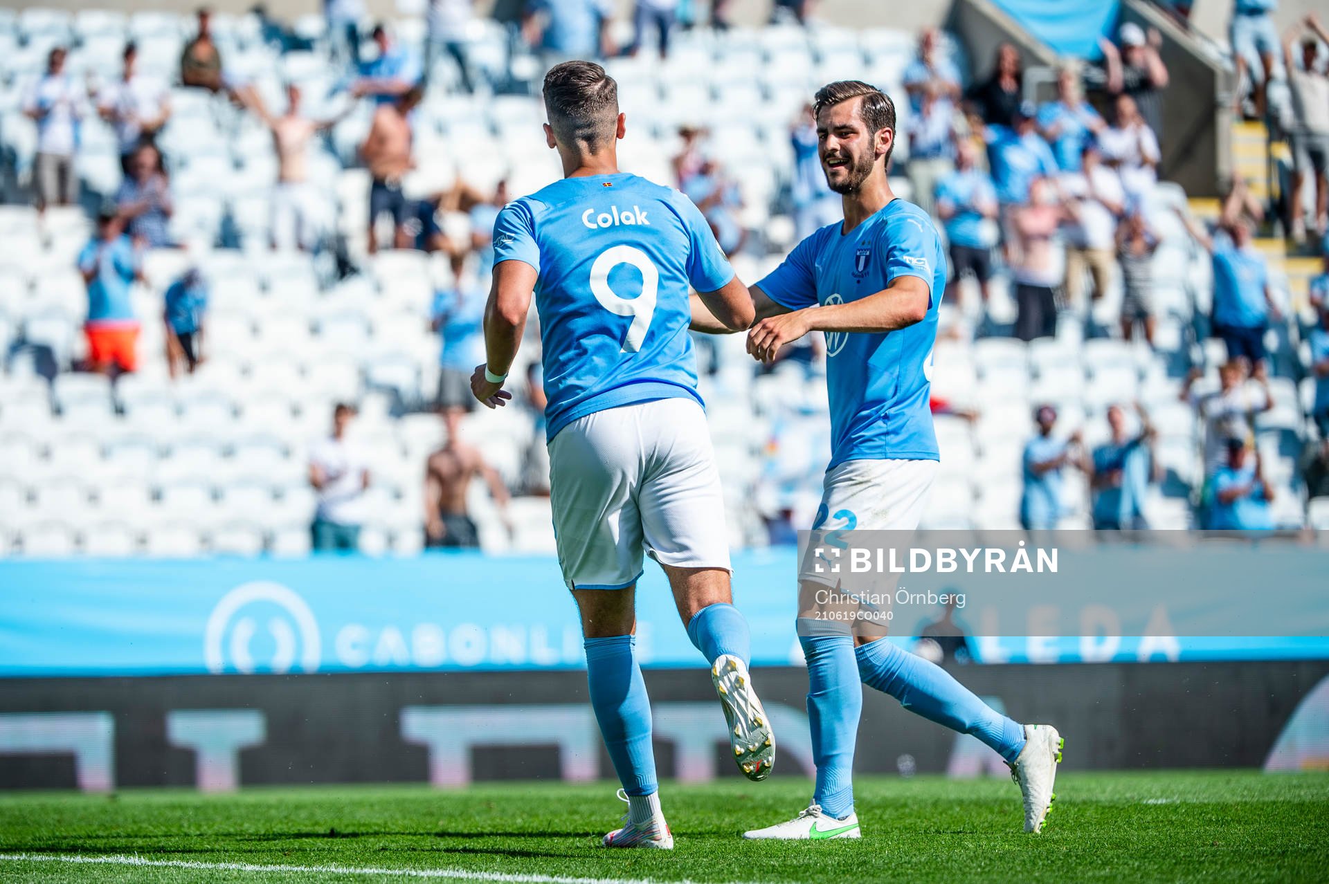 Malmö FFs Antonio Colak och Adi Nalic jublar