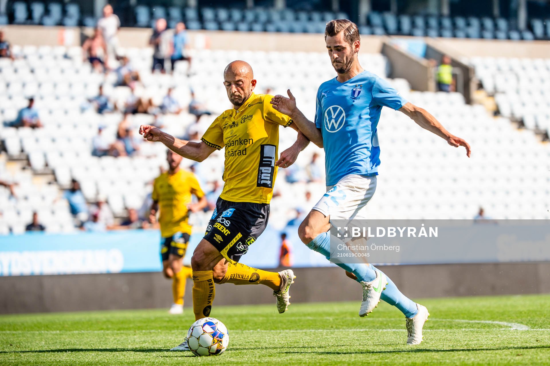 Elfsborgs Robert Gojani mot Malmö FFs Adi Nalic
