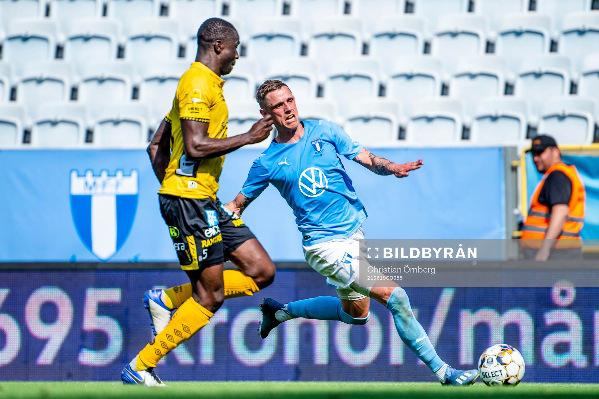 Malmö FFs Sören Rieks mot Elfsborgs Maudo Lamine Jarjué