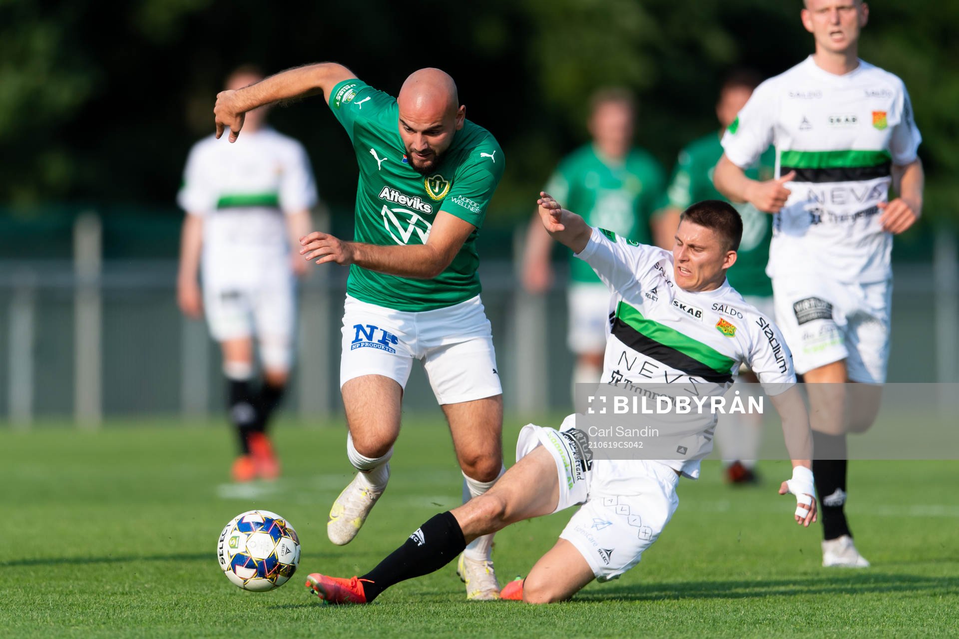 Jönköpings Perparim Beqaj och  GAIS Johan Andersson