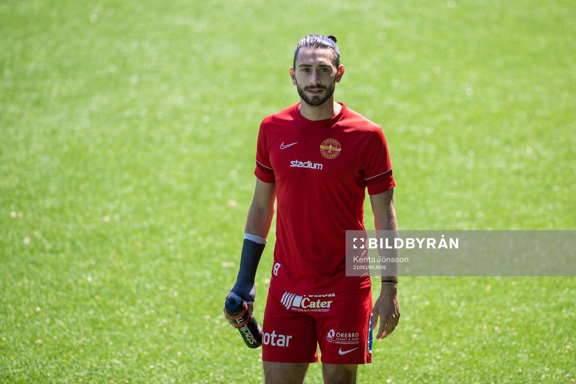 Örebro Syrianskas Laurence Bell