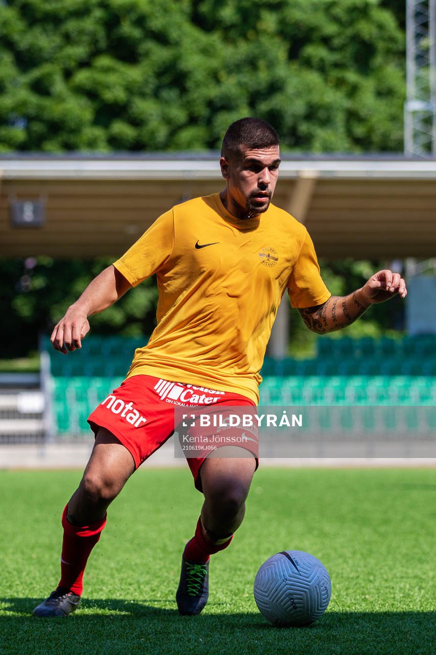 Örebro Syrianskas Sermed Habib