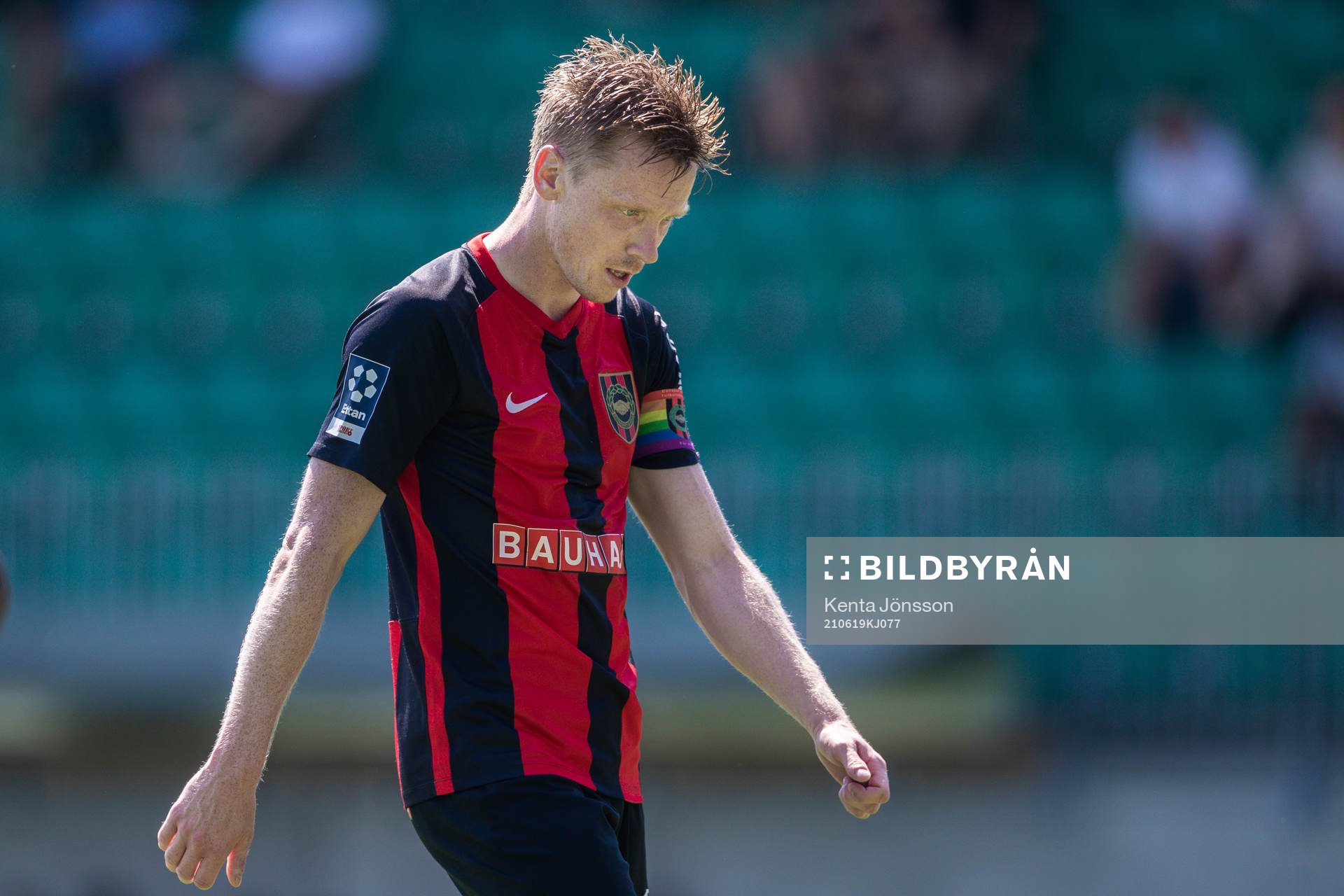 Brommapojkarnas Gustav Sandberg Magnusson deppar