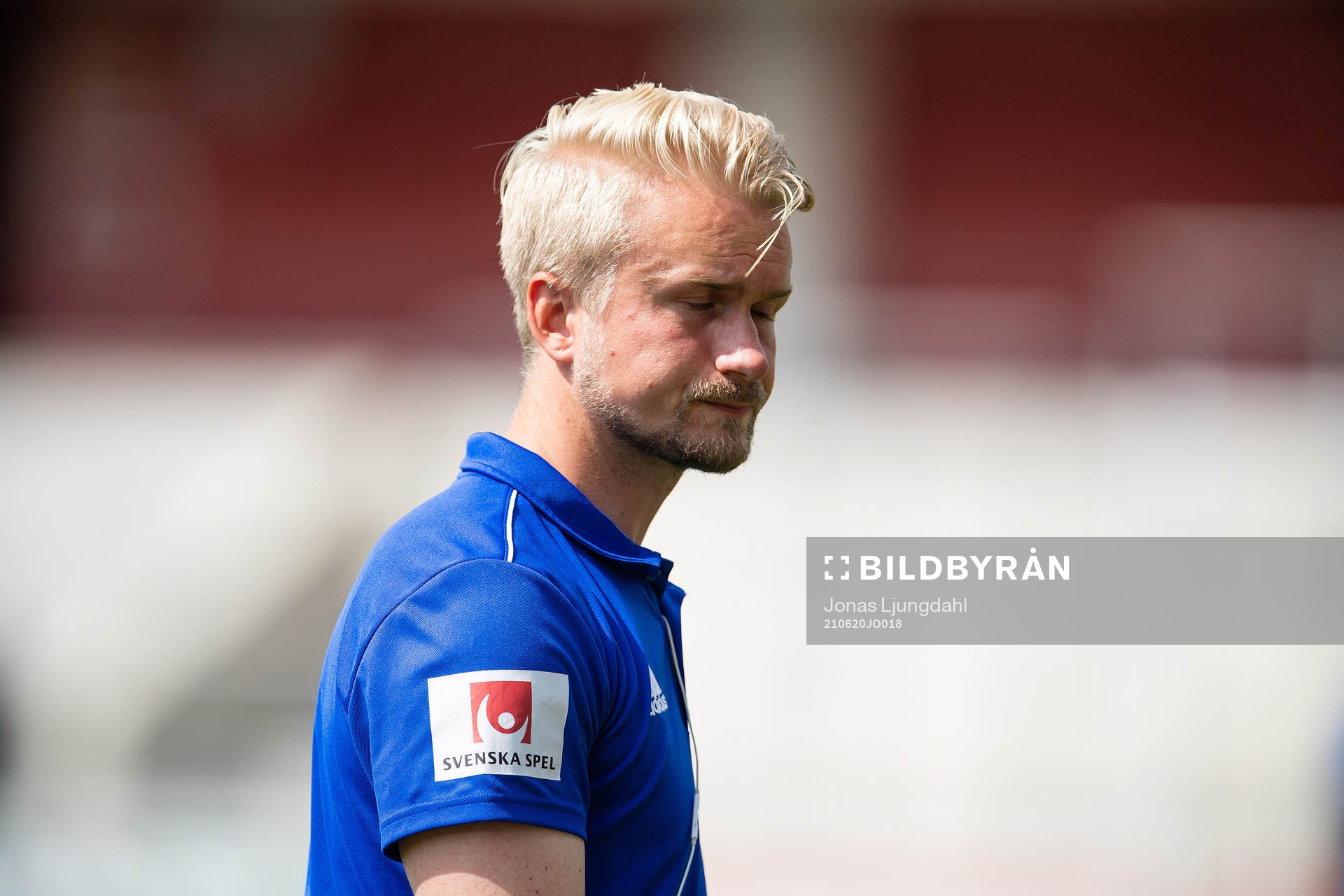 Djurgårdens tränare Pierre Fondin deppar