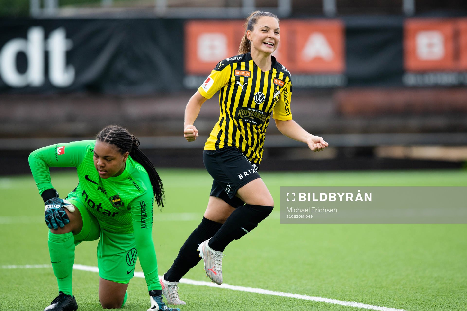 Häckens Johanna Rytting Kaneryd jublar