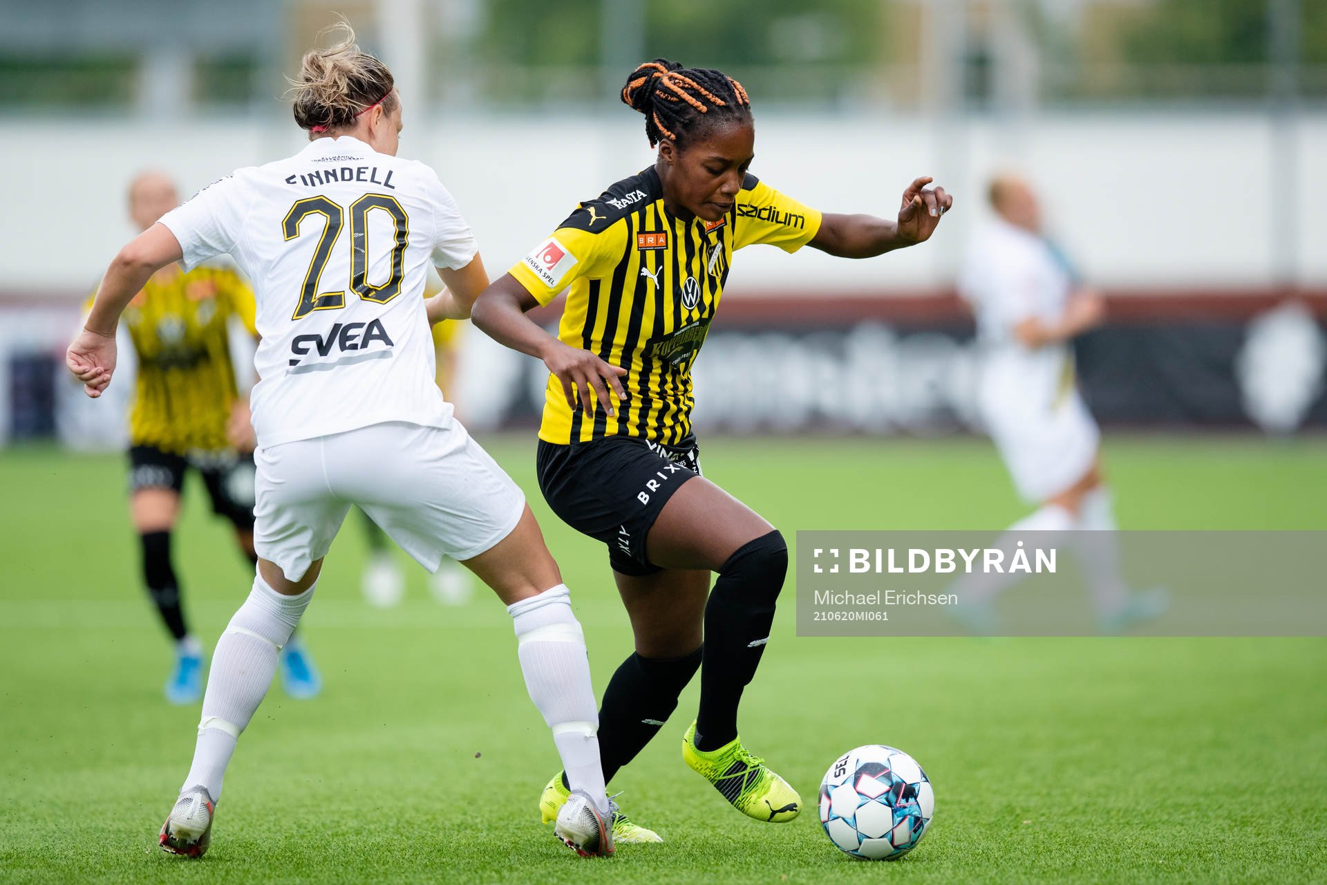 s Evelina Finndell mot Häckens Evelyn Ijeh