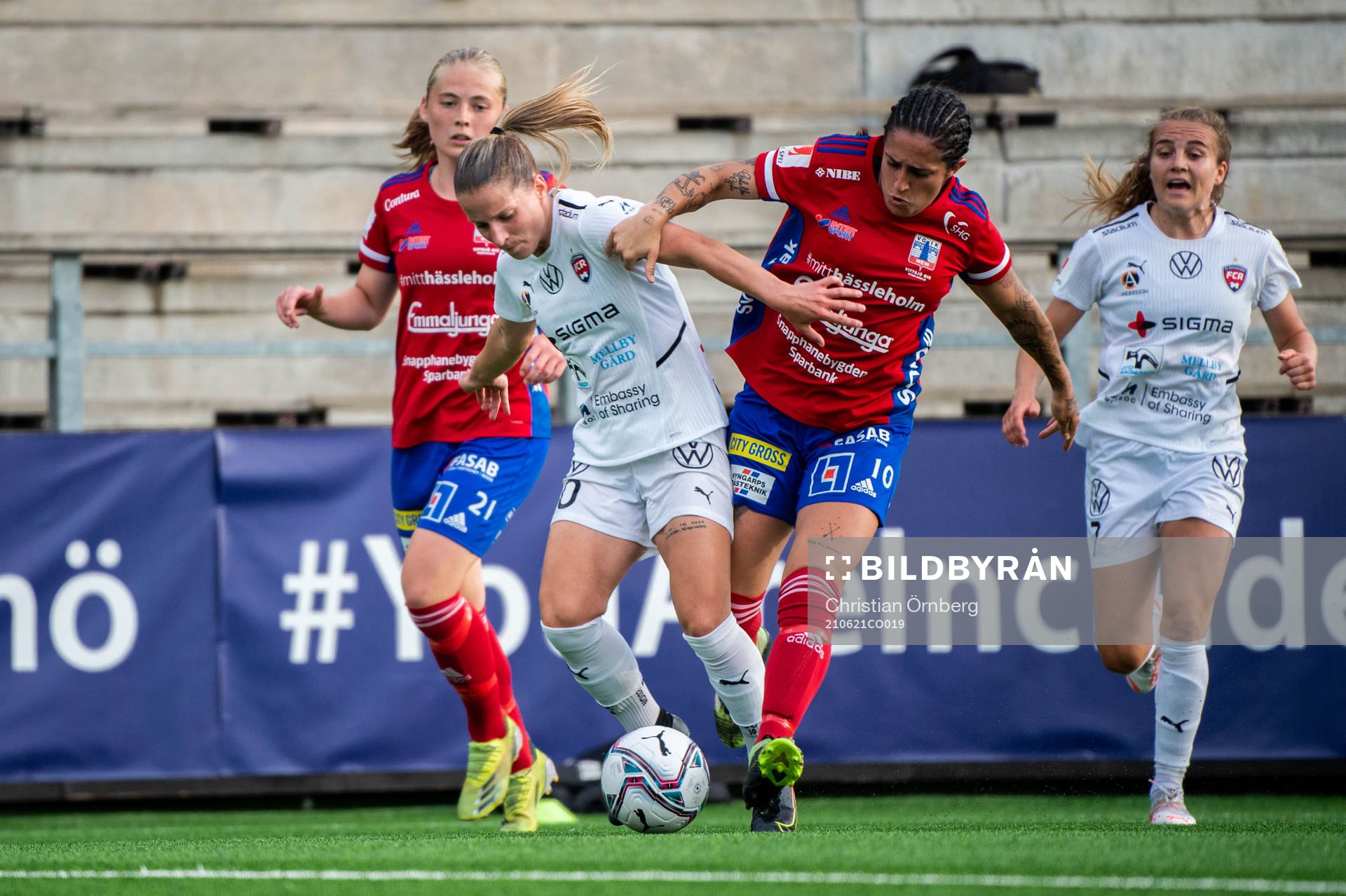 Rosengårds Jelena Cankovic och Paulina Nyström och