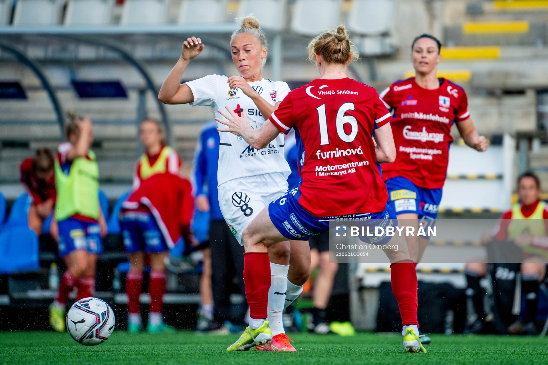 Rosengårds Hanna Bennison mot Vittsjös Clare Polkinghorn