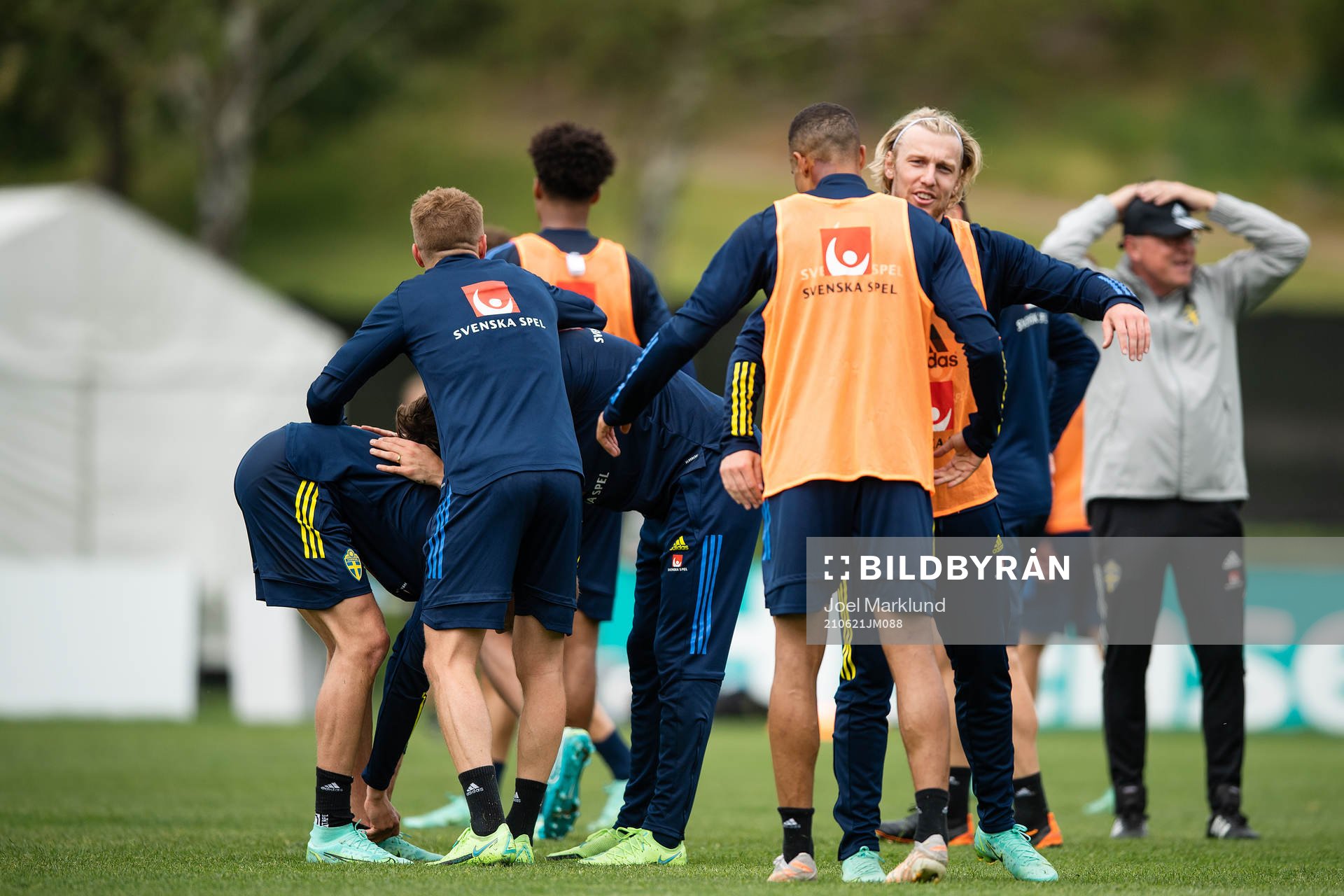 Robin Quaison and Emil Forsberg of the Swedish national