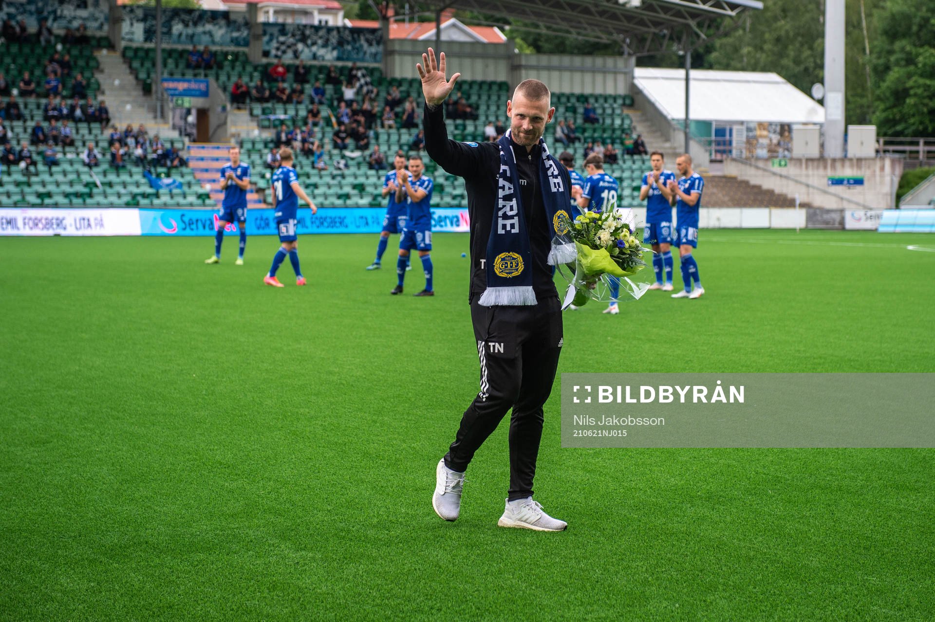 Sundsvalls målvaktstränare Tommy Naurin avtackas