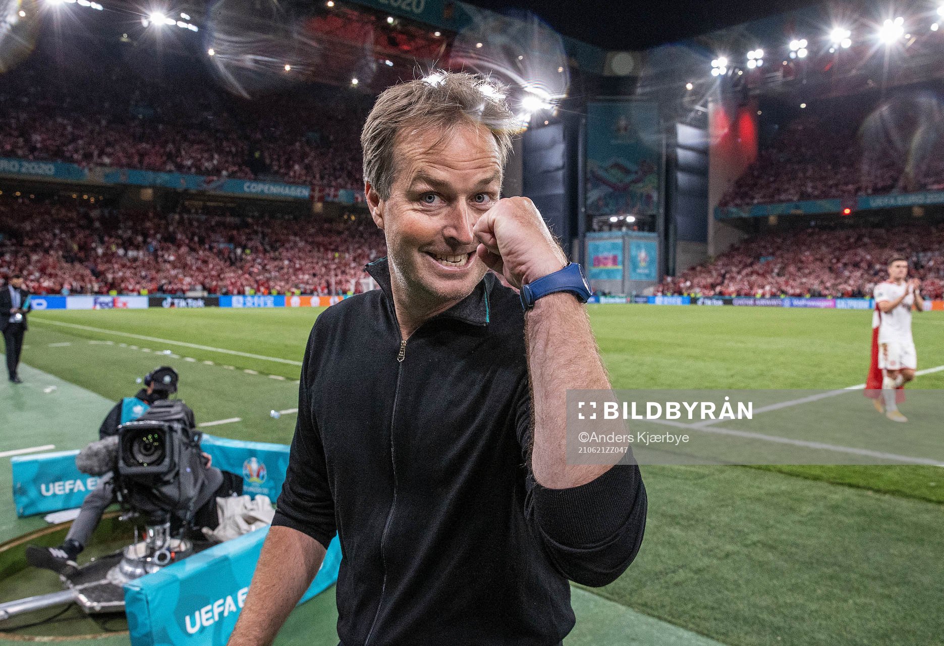Kasper Hjulmand, coach Danmark, celebrates