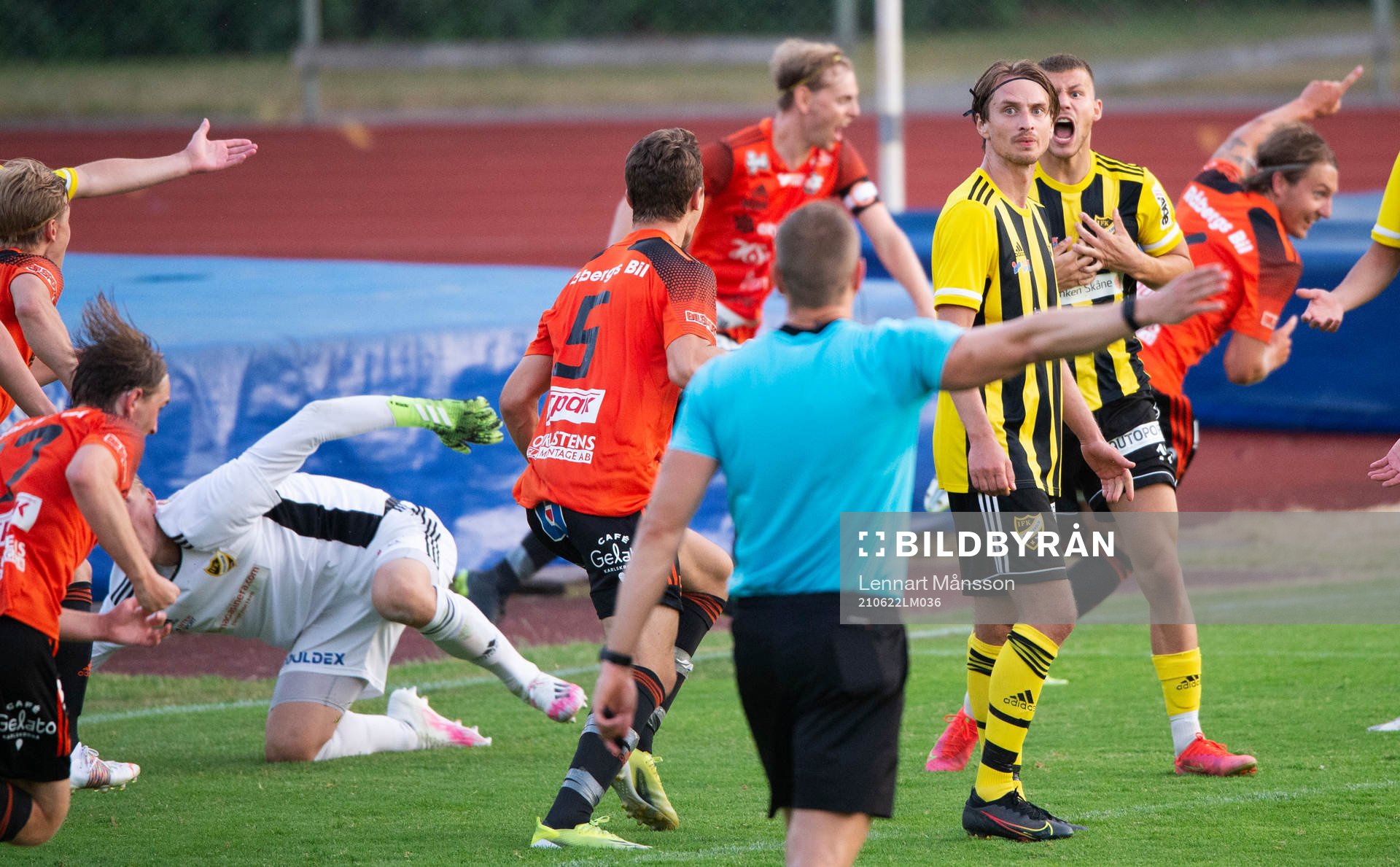 IFK Hässleholms målvakt Carl Lundahl Persson har blivit