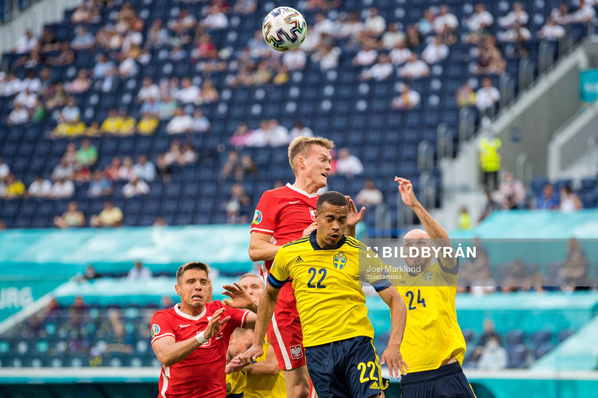 Robin Quaison and Marcus Danielson of Sweden against Jan