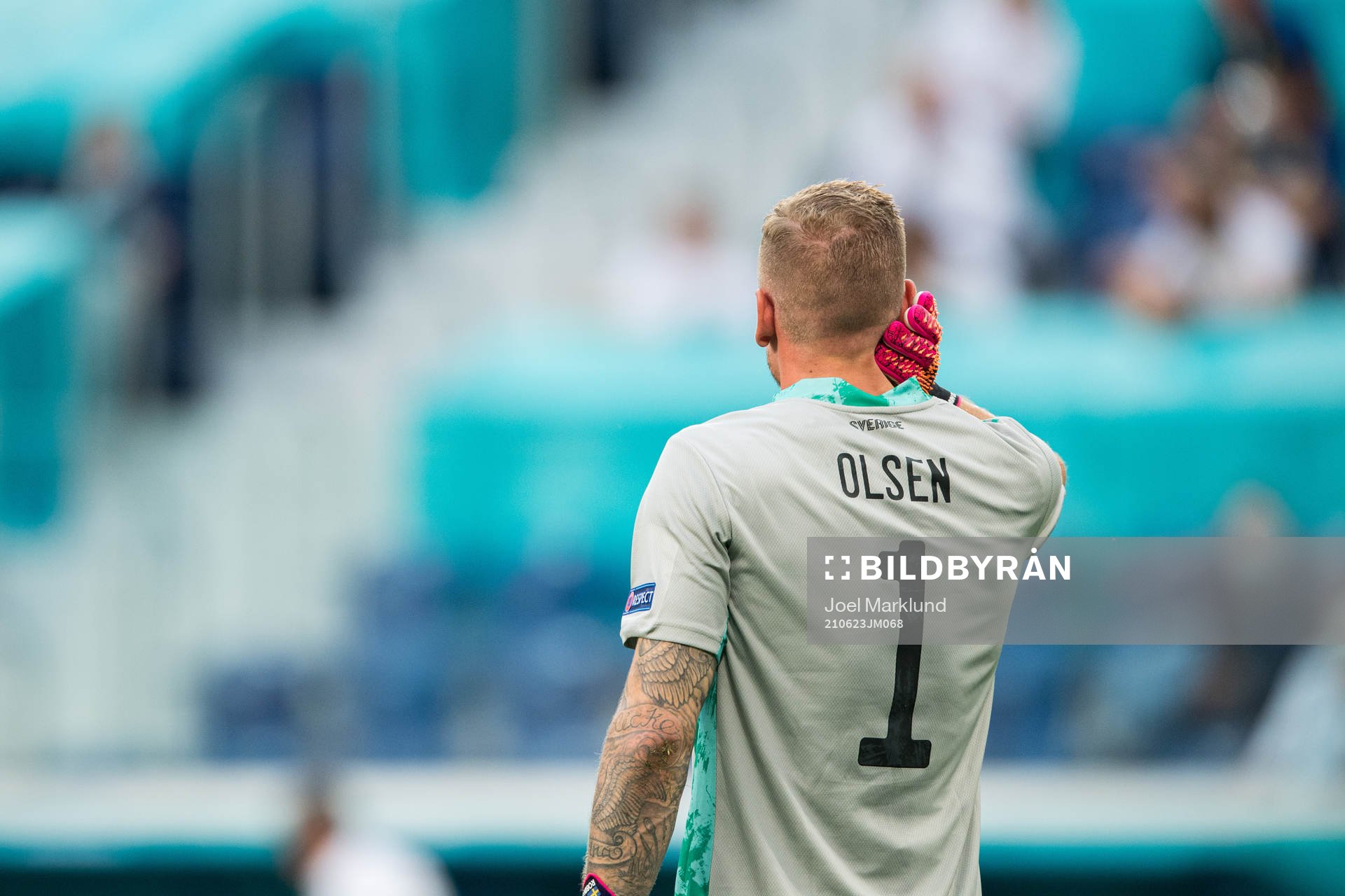 Goalkeeper Robin Olsen of Sweden in pain