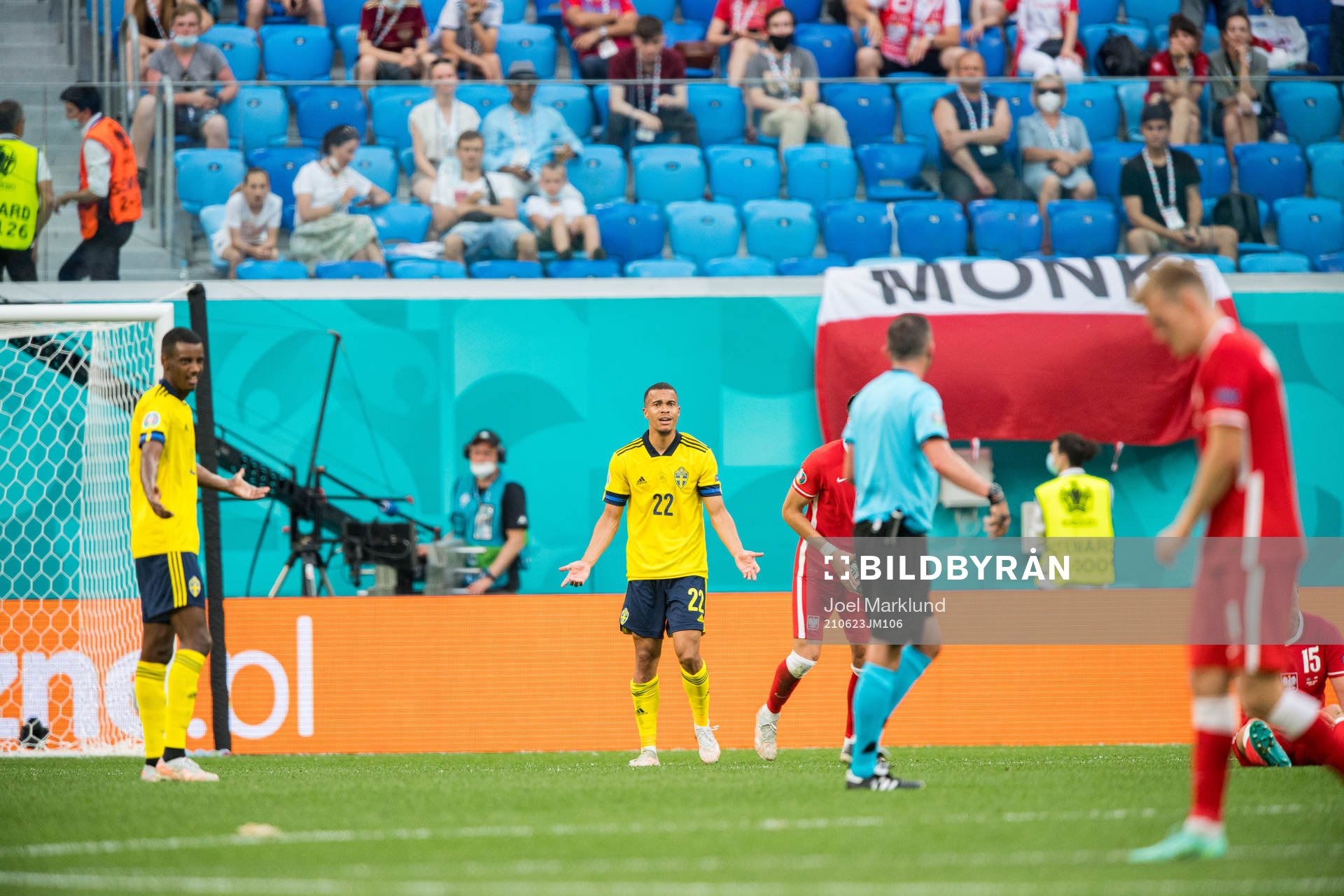 Robin Quaison of Sweden