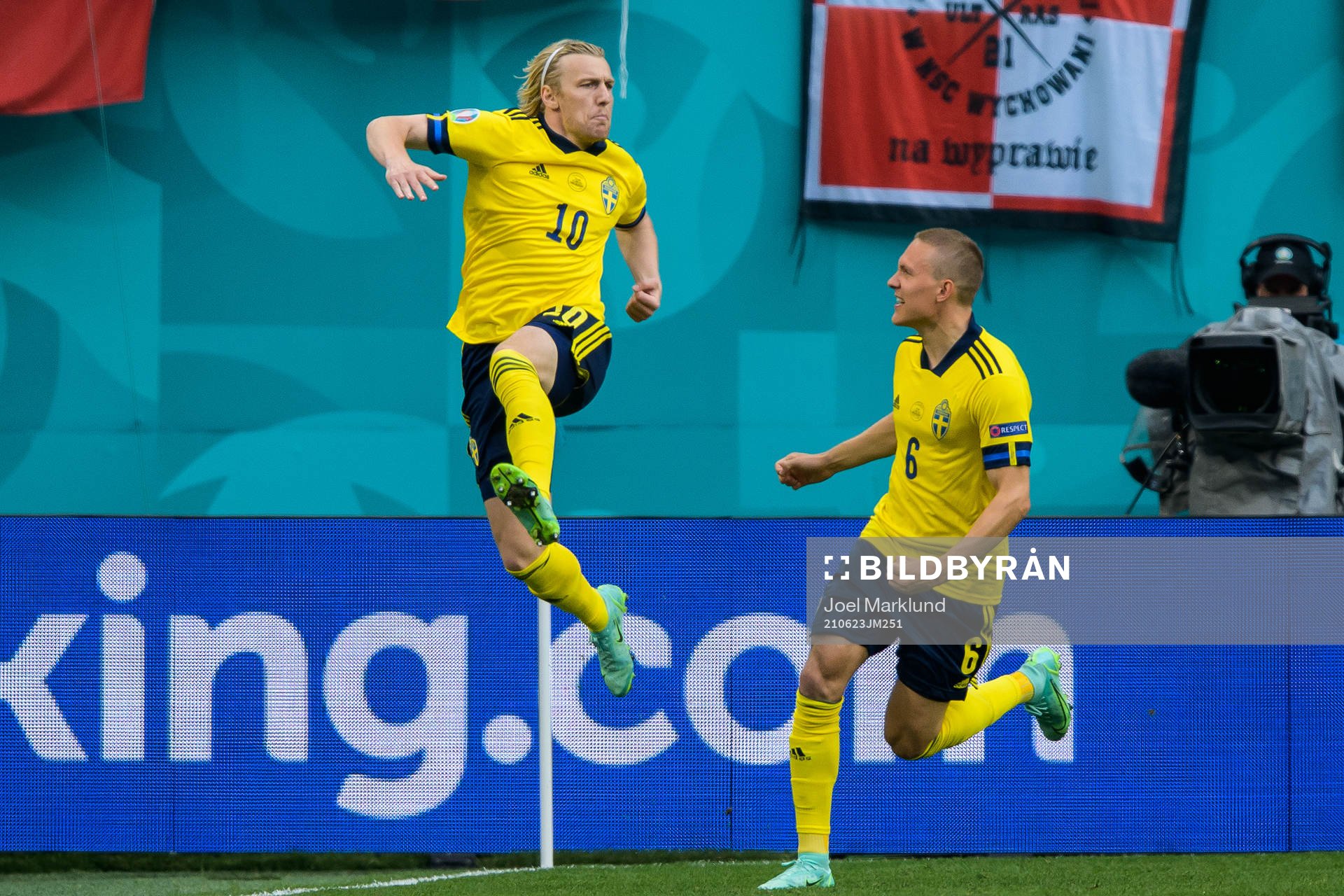 Emil Forsberg and Ludwig Augustinsson of Sweden celebrate