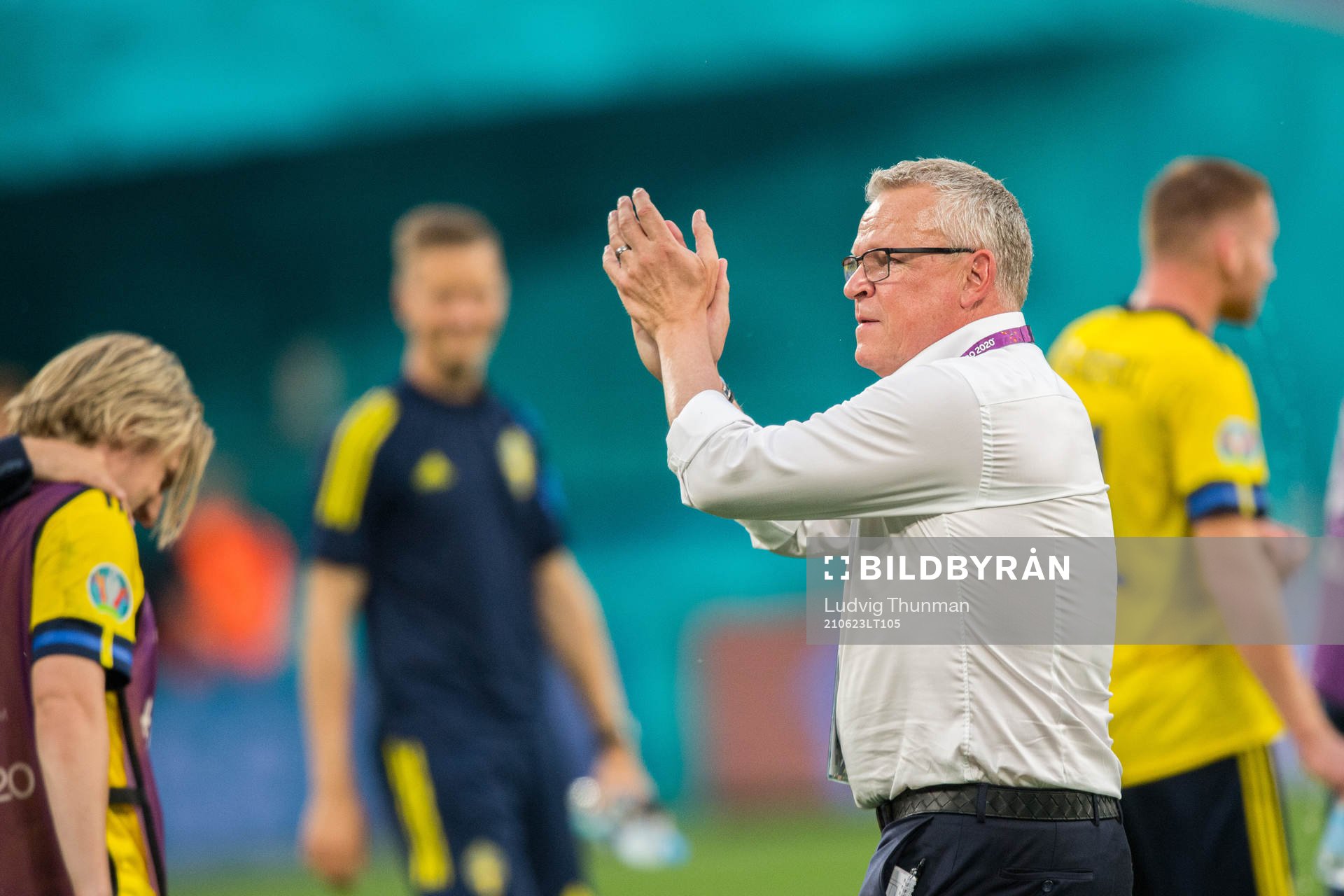 Head coach Janne Andersson of Sweden celebrates