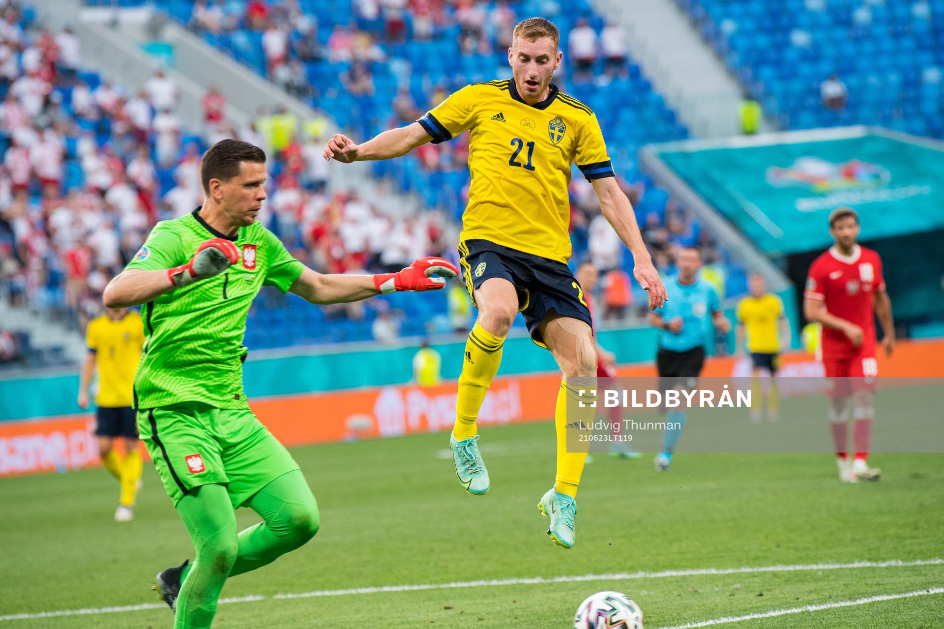 Goalkeeper Wojciech Szczesny of Poland and Dejan Kulusevski