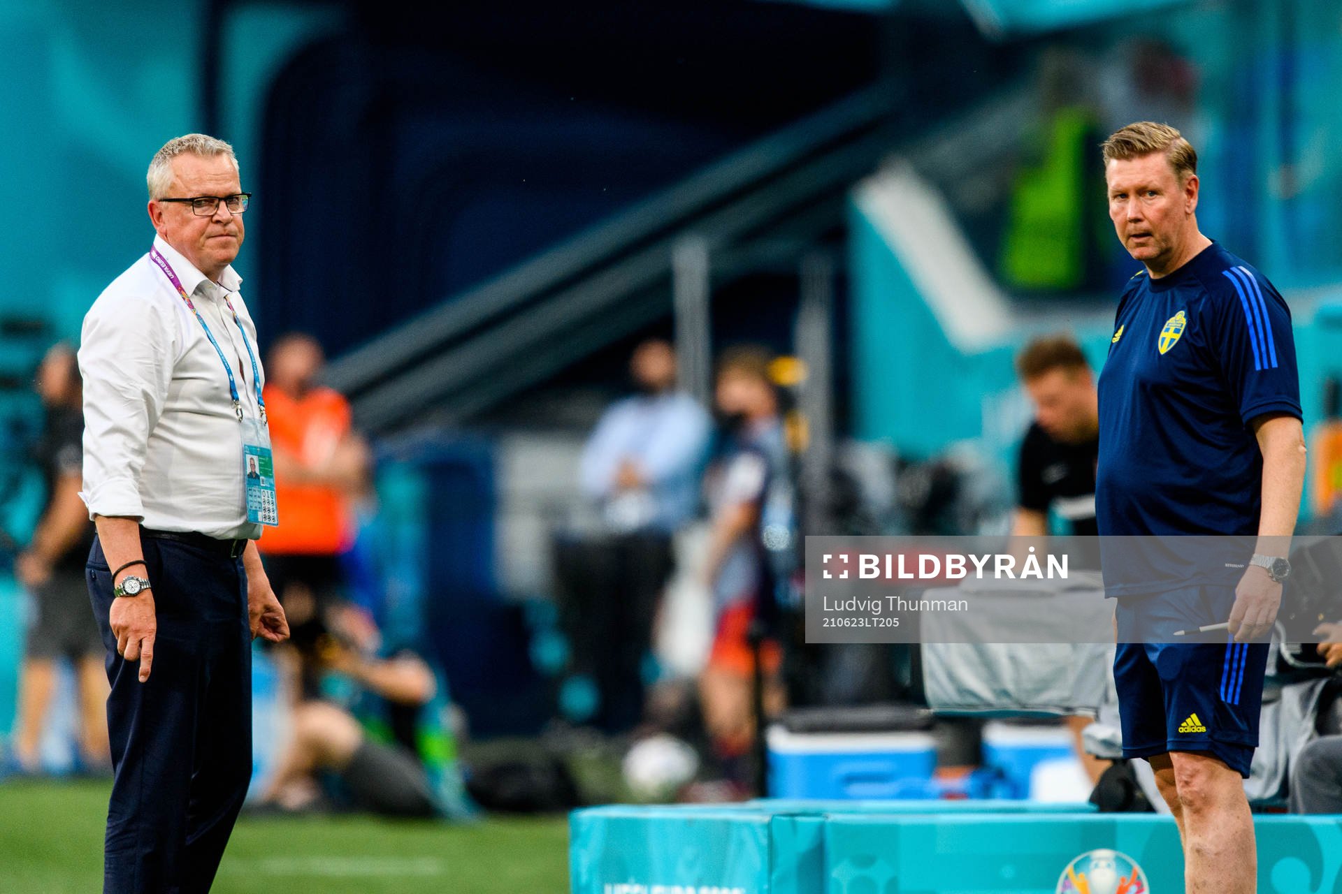 Head coach Janne Andersson of Sweden and assistant coach