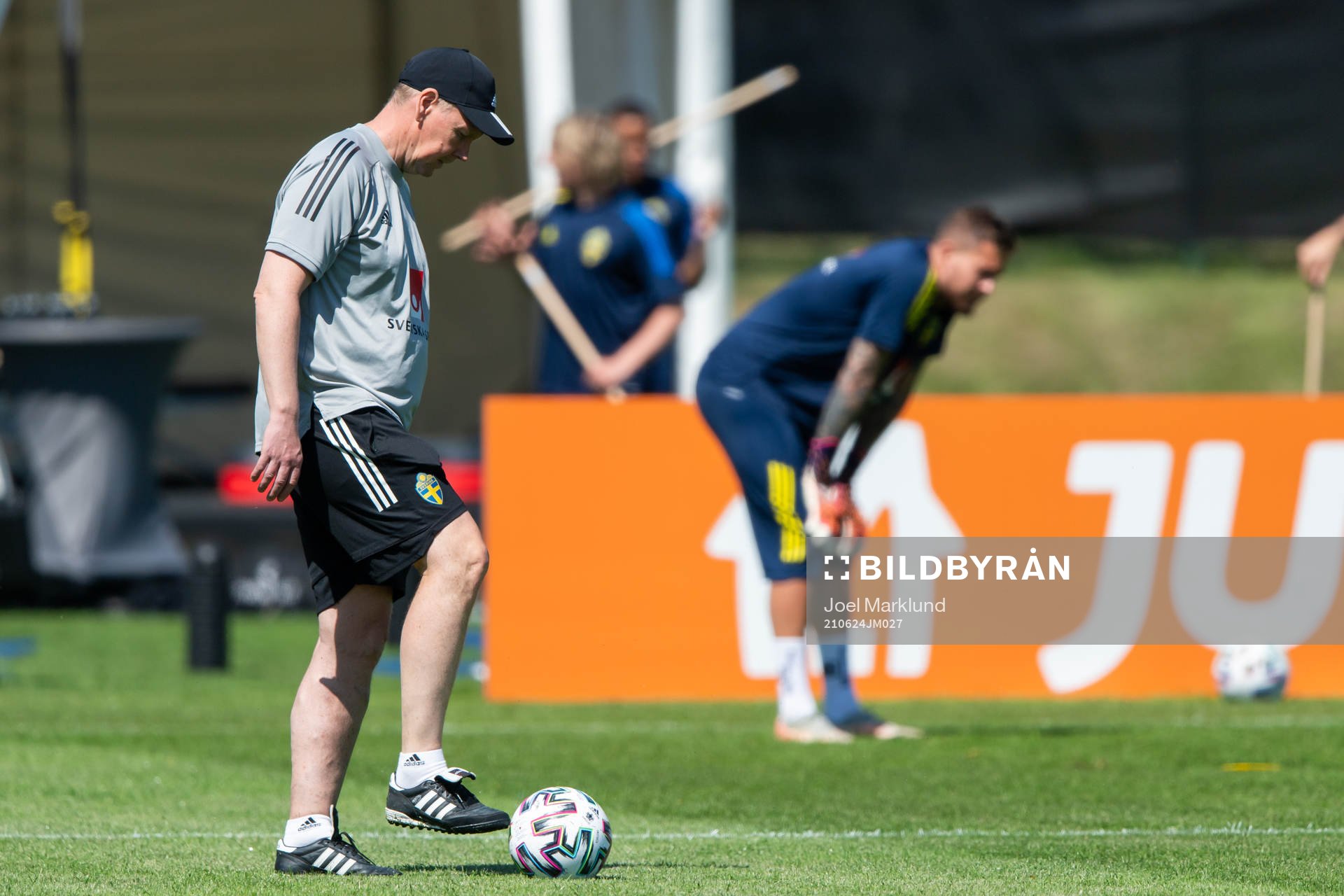 Assistant coach Peter Wettergren of the Swedish national