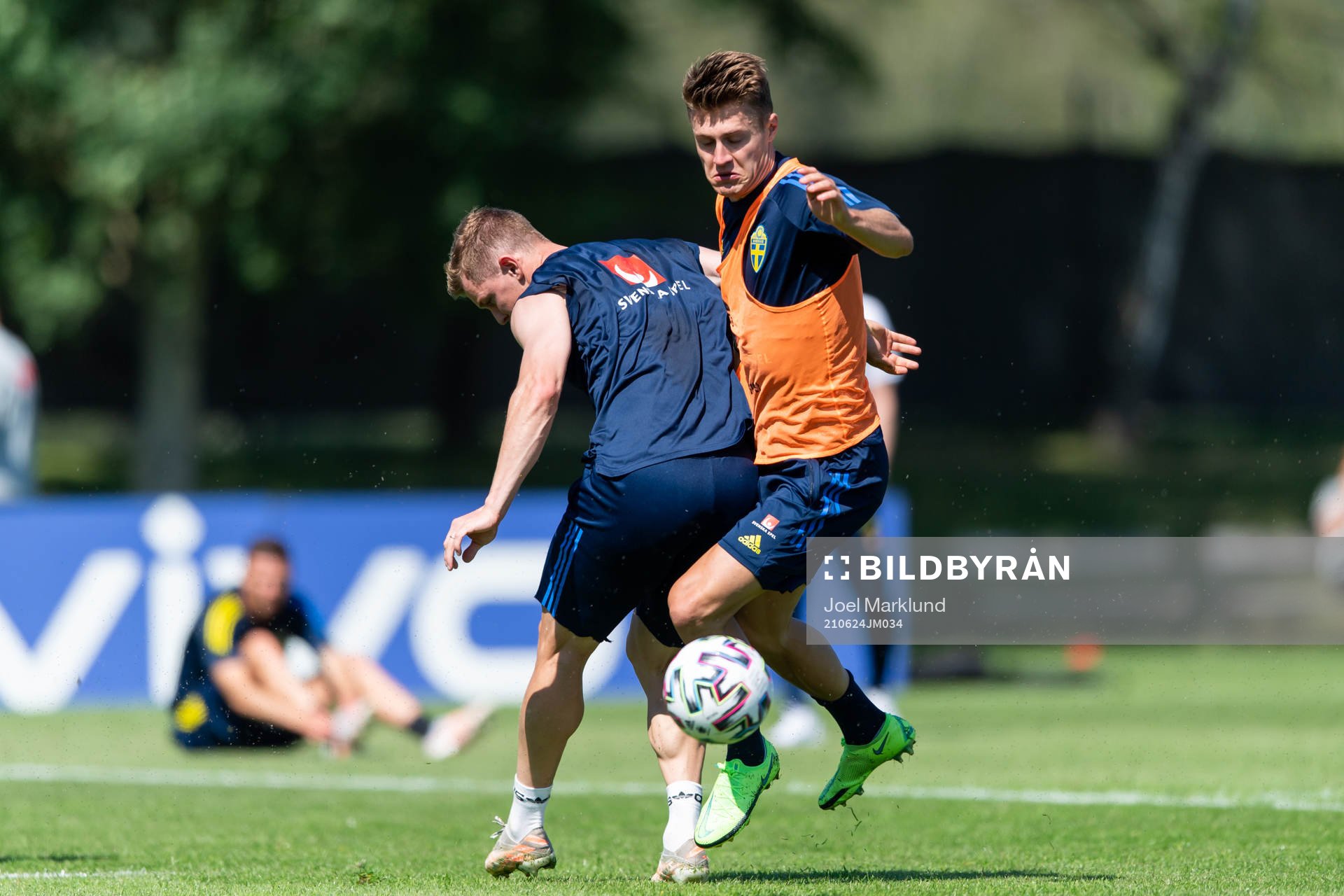 Emil Krafth and Mattias Svanberg of the Swedish national