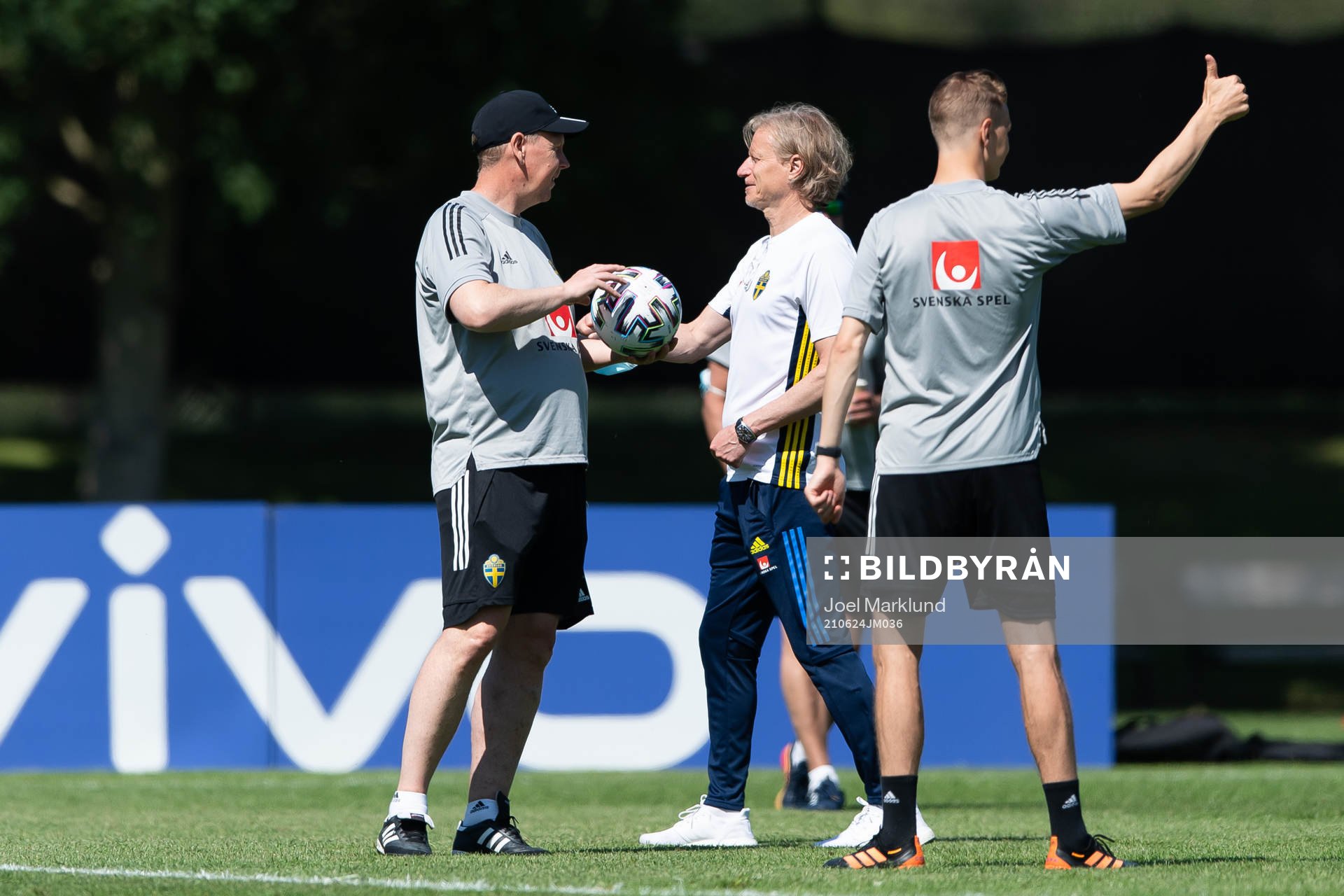 Assistant coach Peter Wettergren and team manager Stefan Pettersson of the Swedish national football team at a training session during the UEFA Euro 2020 Football Championship on June 24, 2021 in Gothenburg.