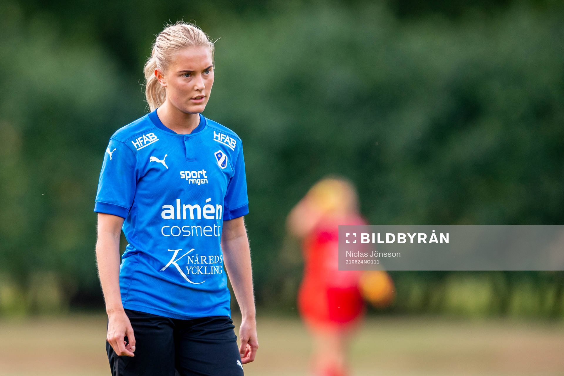 Halmstads Hanna Comnell deppar