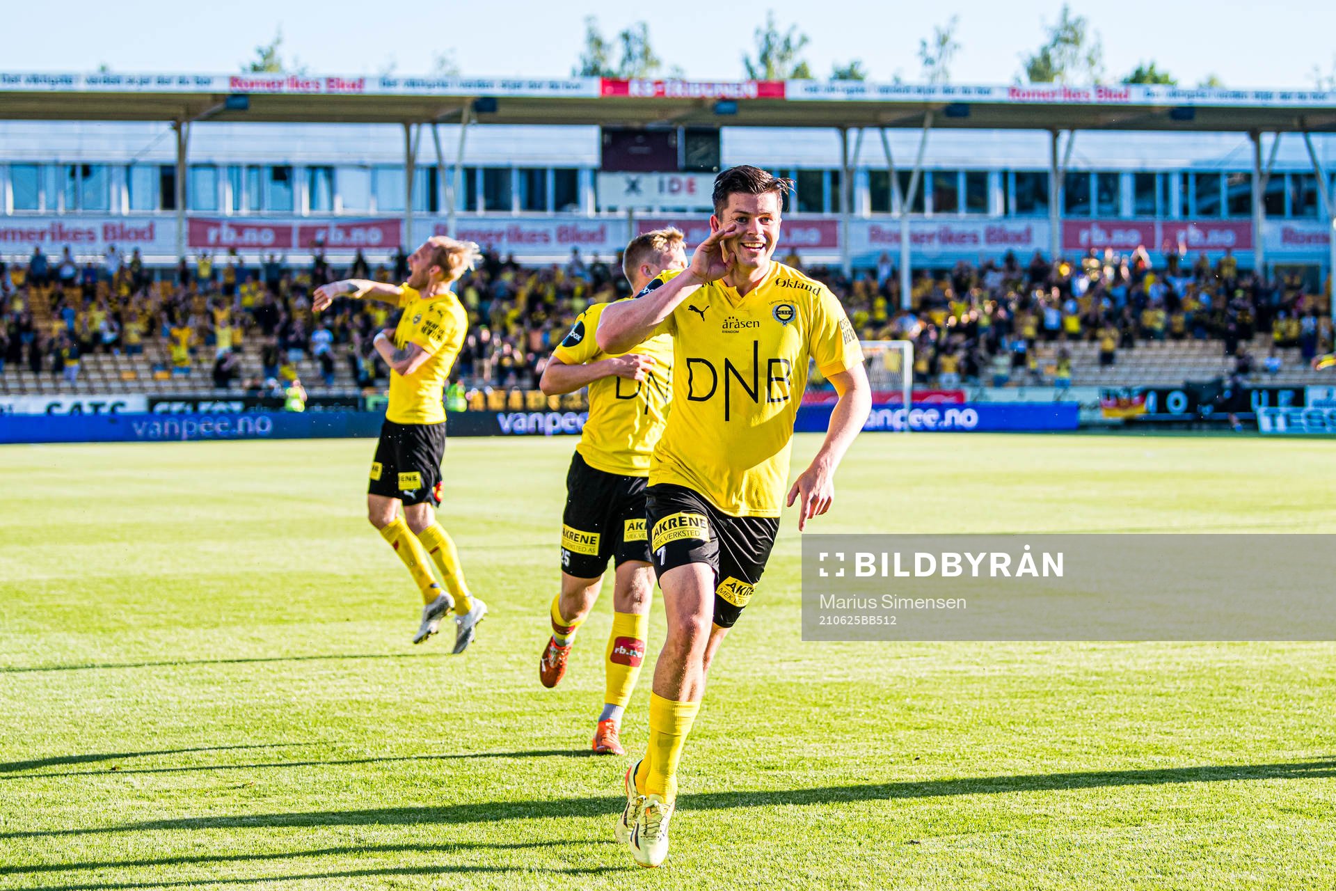 Pål Andre Helland of Lillestrøm celebrates