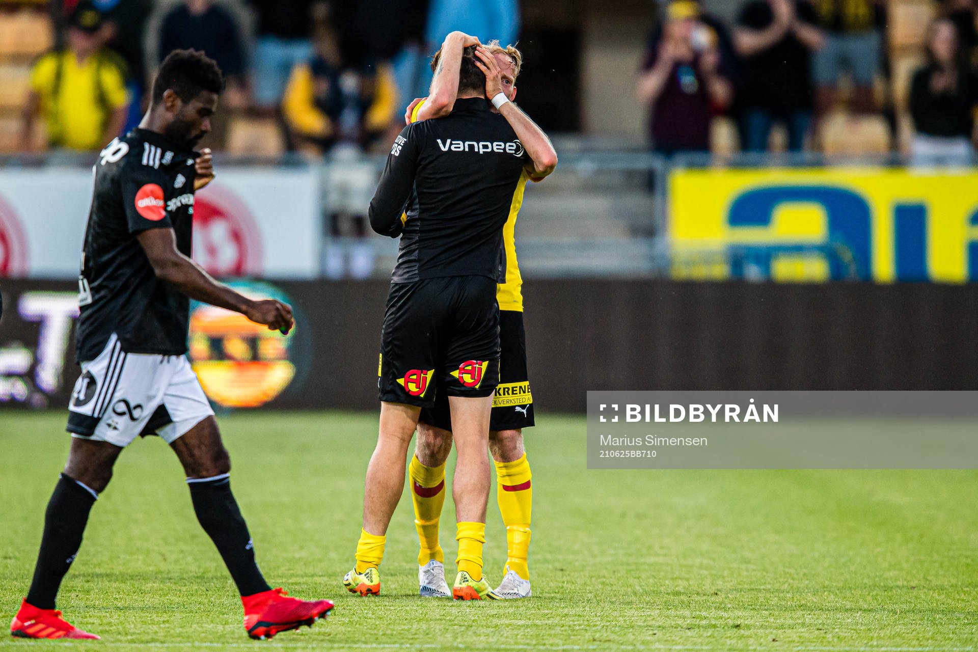 Pål Andre Helland and Gjermund Åsen of Lillestrøm