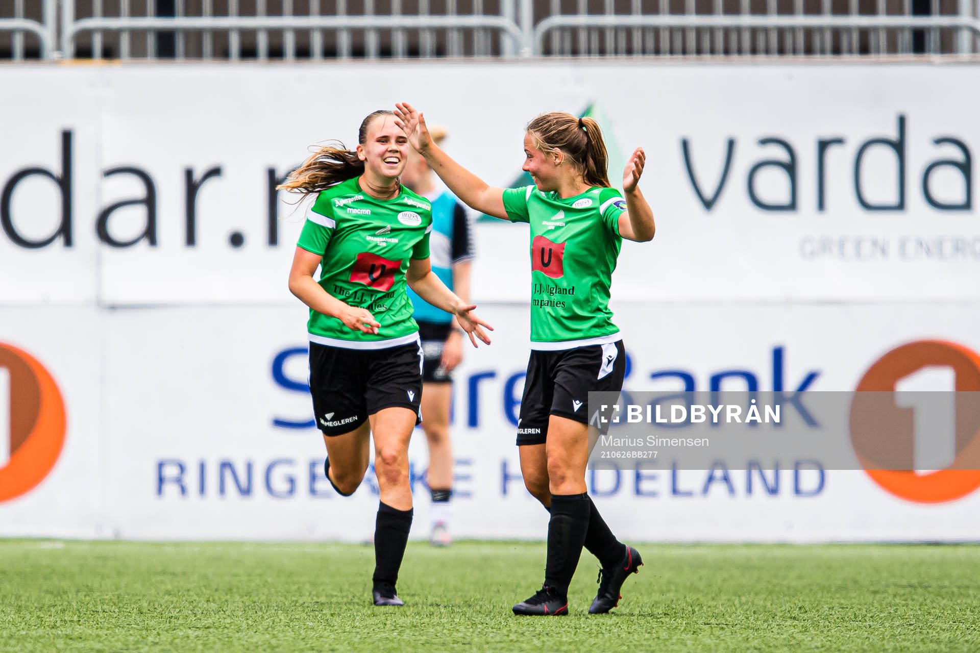 Vårin Kristina Vik of Amazon Grimstad celebrates