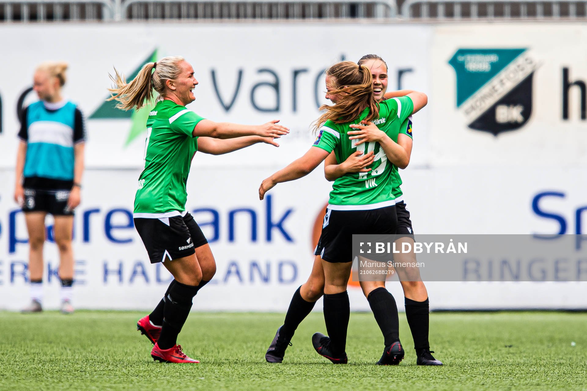 Vårin Kristina Vik of Amazon Grimstad celebrates